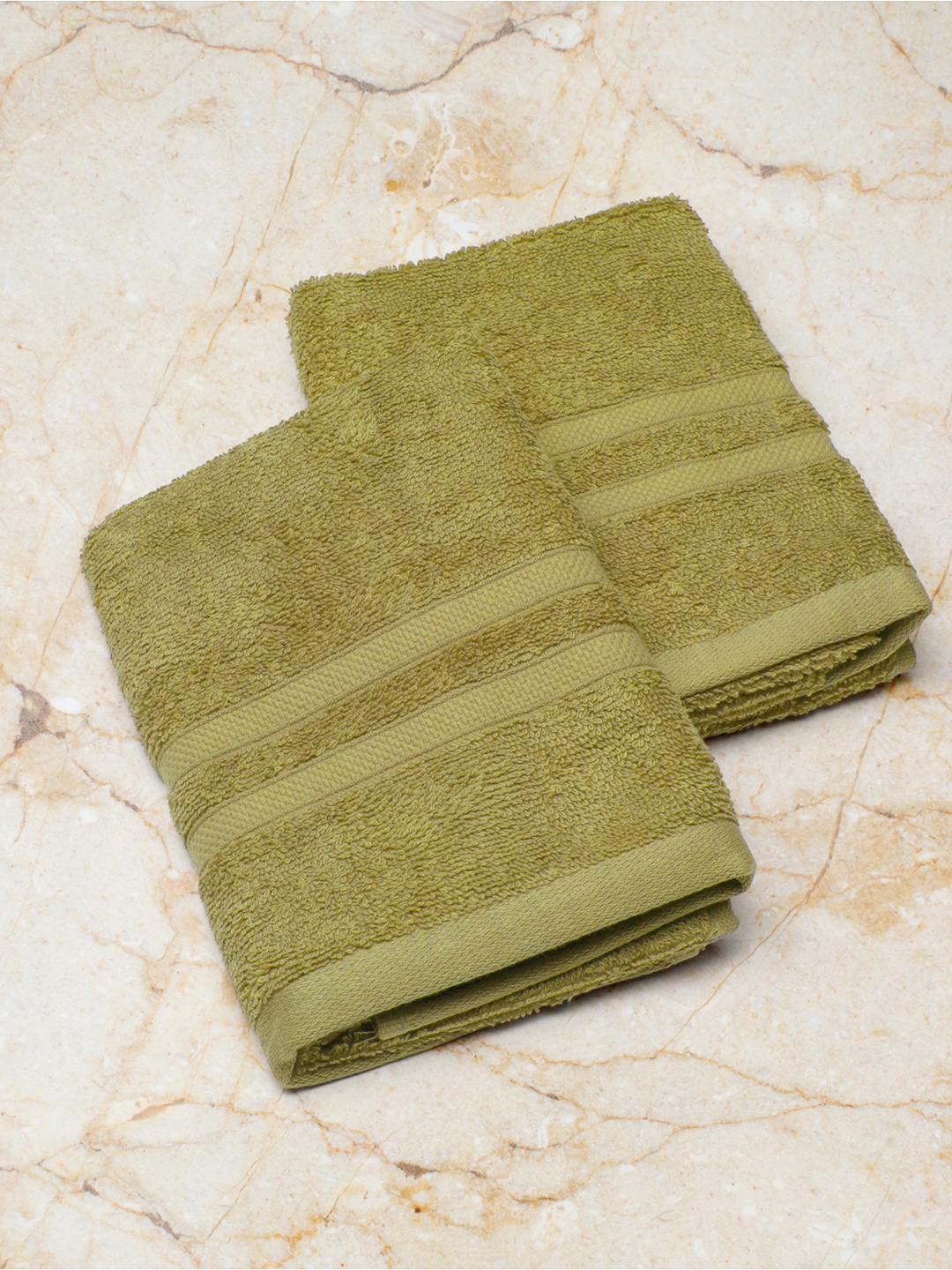 

Monte Carlo Set Of 2 Green Solid Pure Cotton 520 GSM Hand Towels