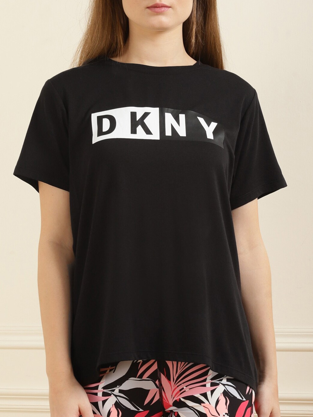 

DKNY Women Black Solid Two-Tone Brand Logo Loose T-shirt