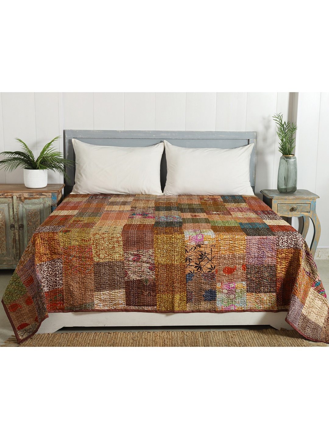 

HANDICRAFT PALACE Brown Patchwork Double Queen Size Bed Cover