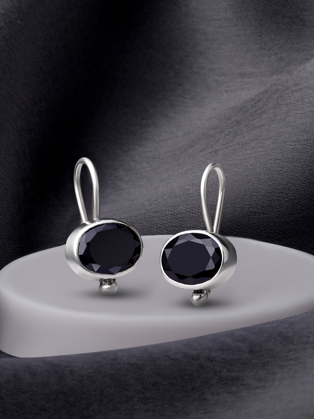 

Silvora by Peora Black Oval Studs Earrings
