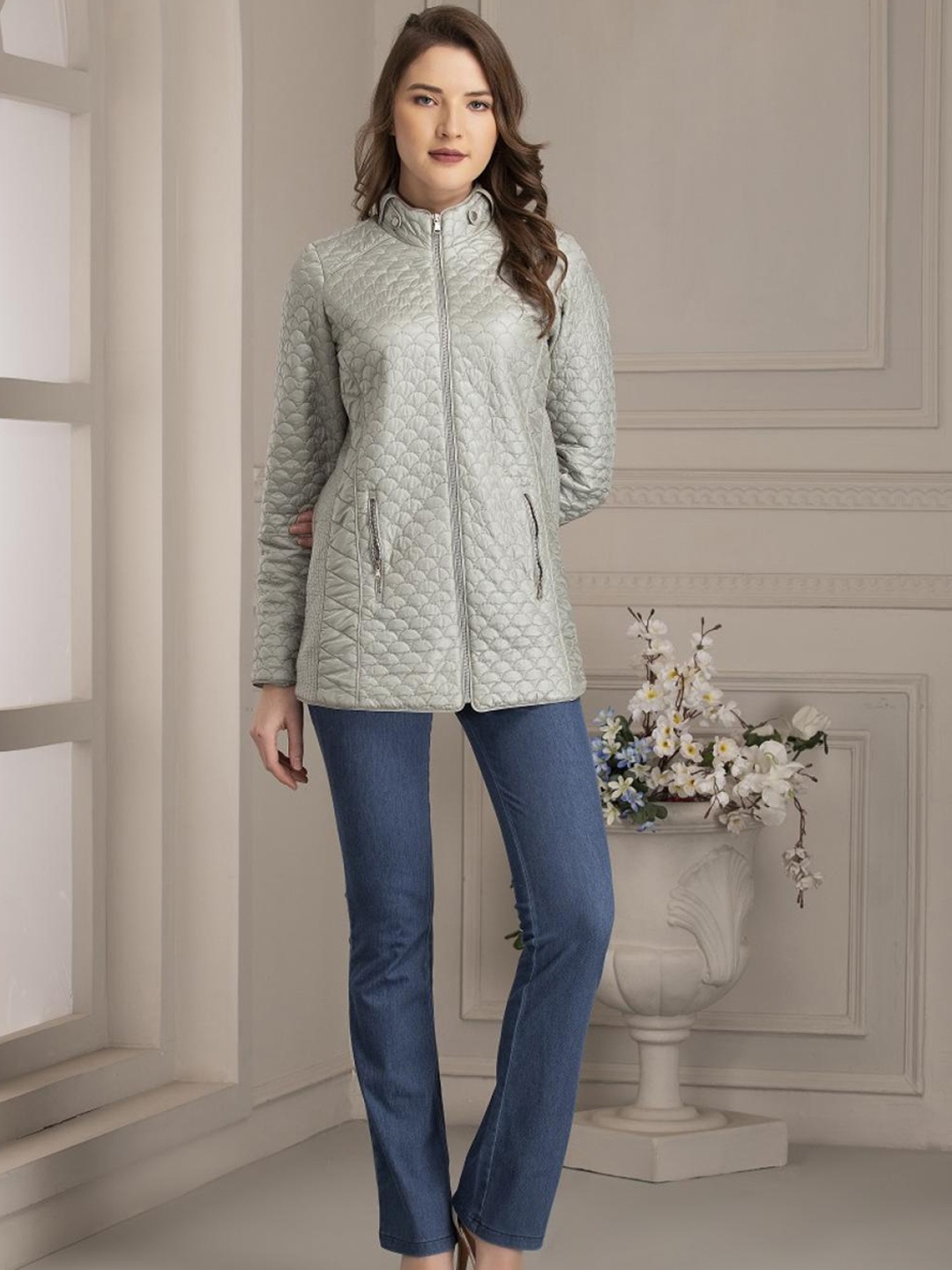 

Lakshita Women Green Longline Outdoor Tailored Jacket