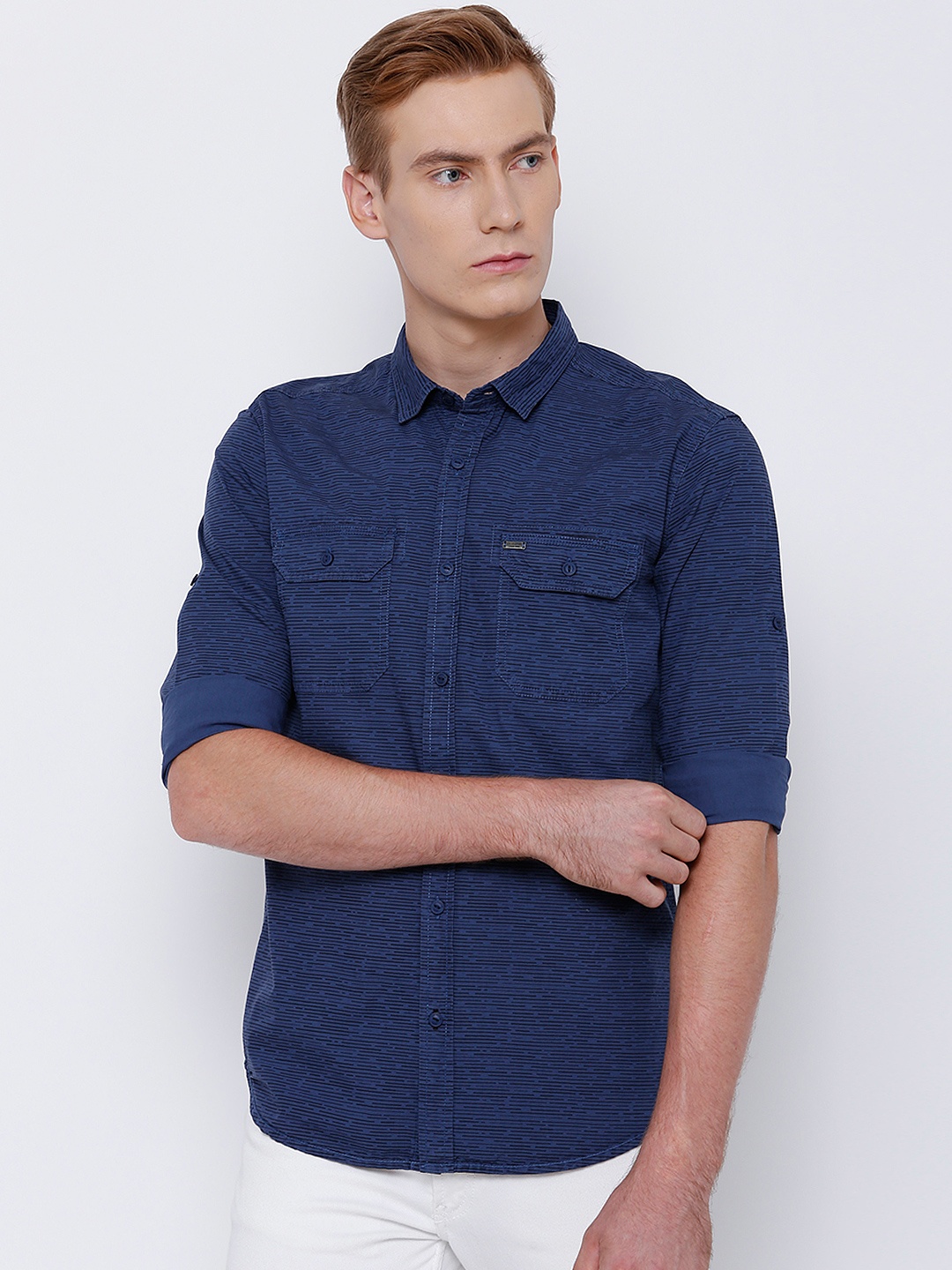 

LOCOMOTIVE Men Blue Slim Fit Printed Casual Shirt