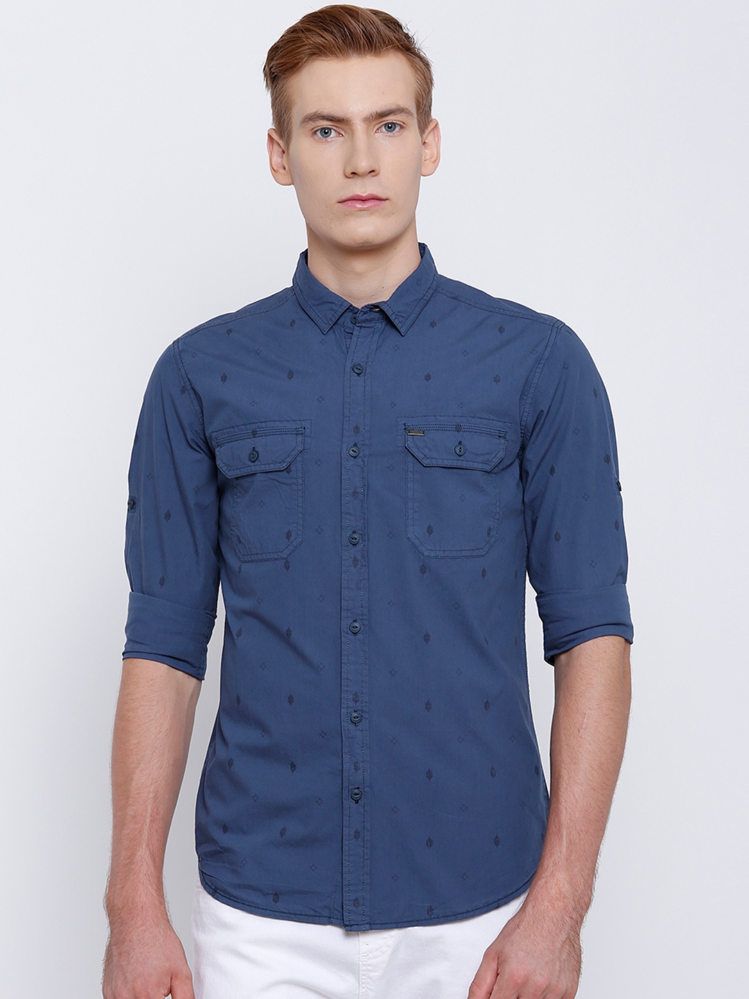 

LOCOMOTIVE Men Blue Slim Fit Printed Casual Shirt