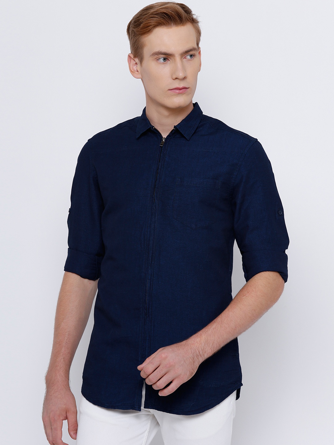 

LOCOMOTIVE Men Navy Blue Slim Fit Solid Casual Shirt