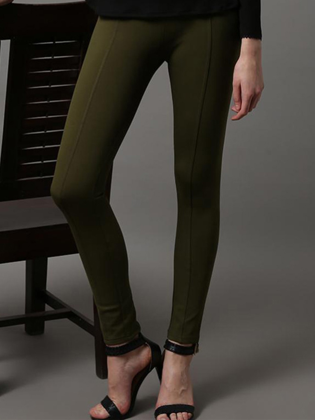 

Lakshita Women Olive Green Solid Skinny Fit Jeggings
