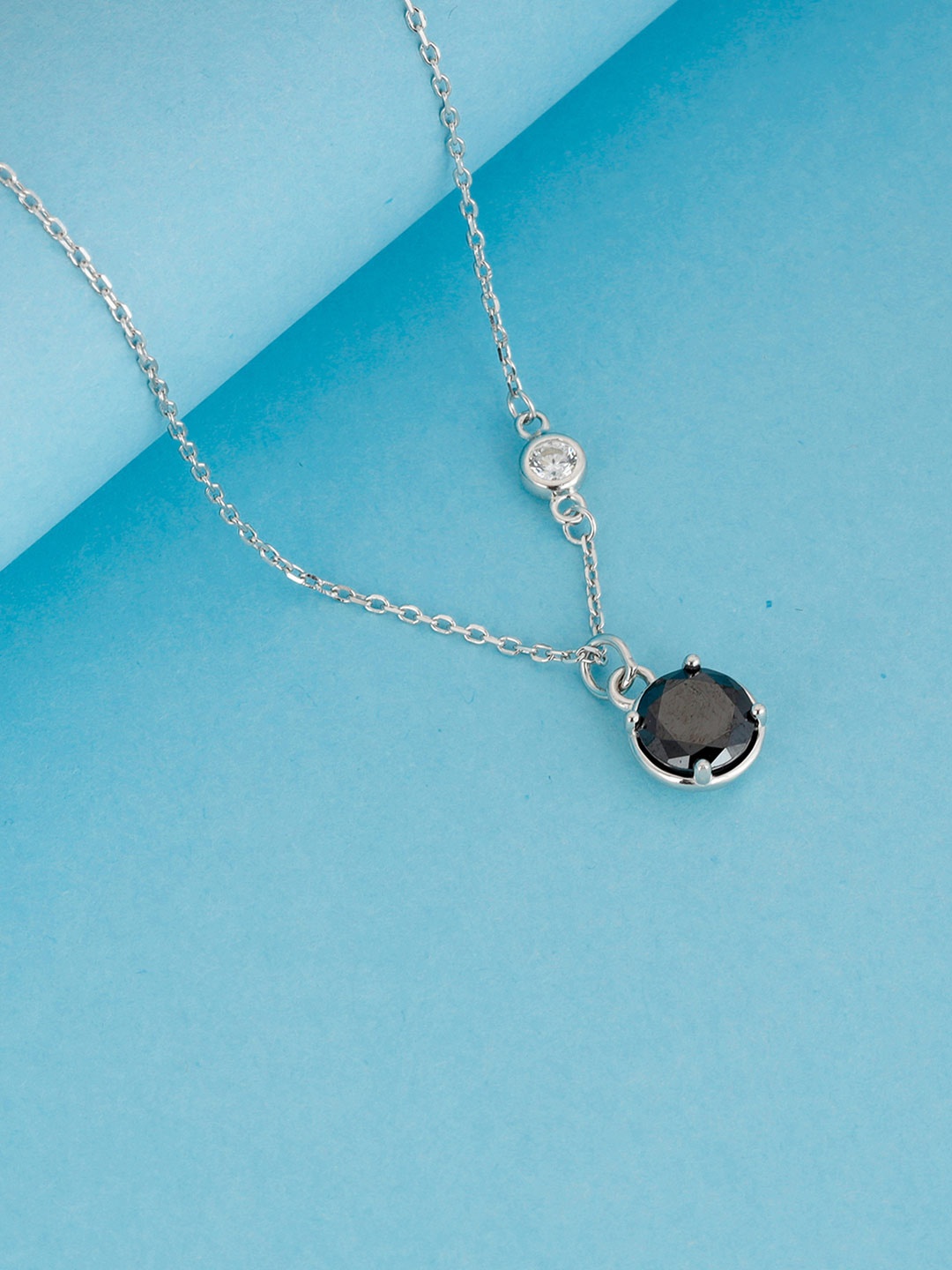 

GIVA 925 Sterling Silver Rhodium Plated Black Pearl Necklace