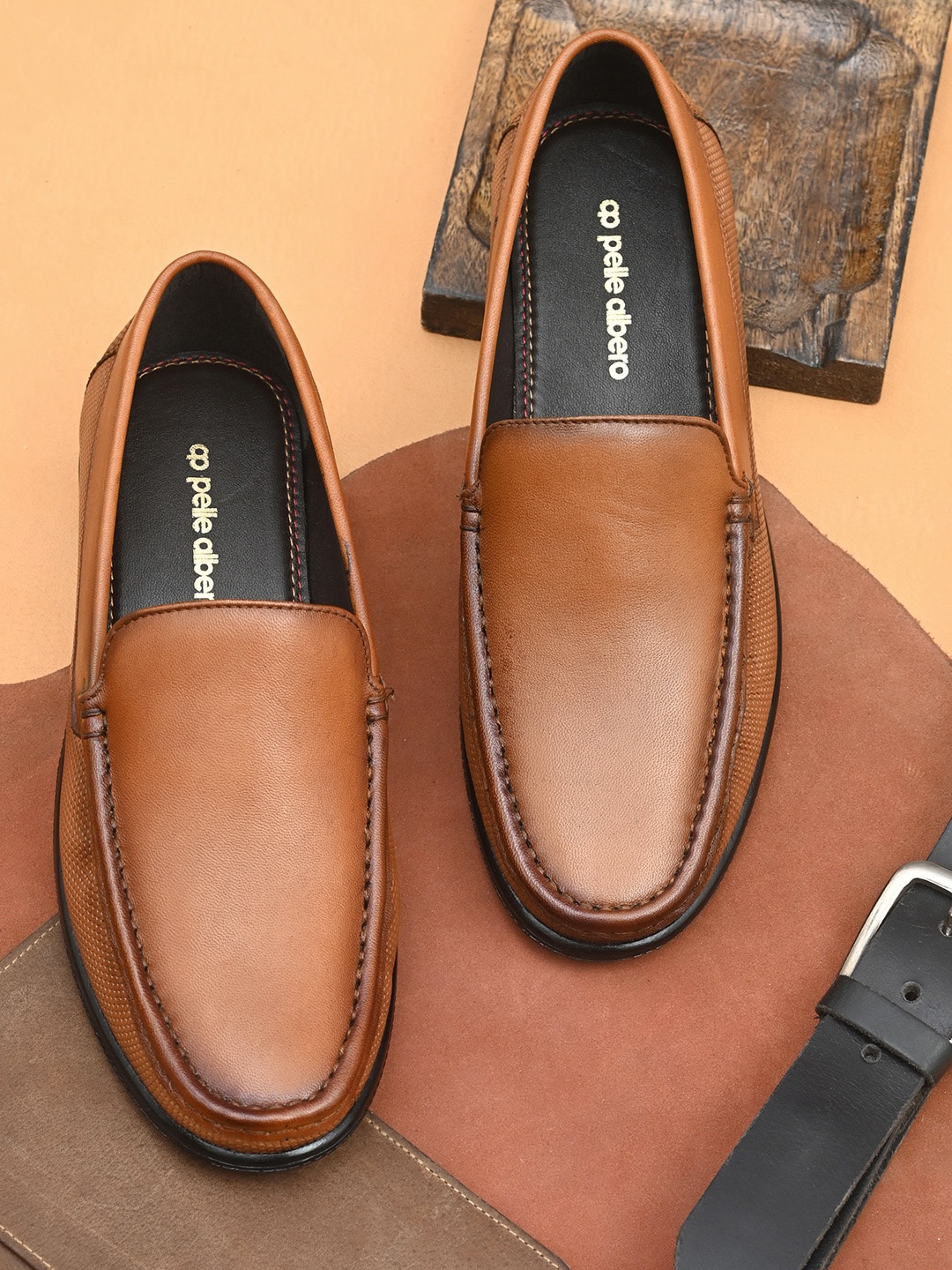 

pelle albero Men Tan Casual Slip-On Textured Synthetic Leather Loafers
