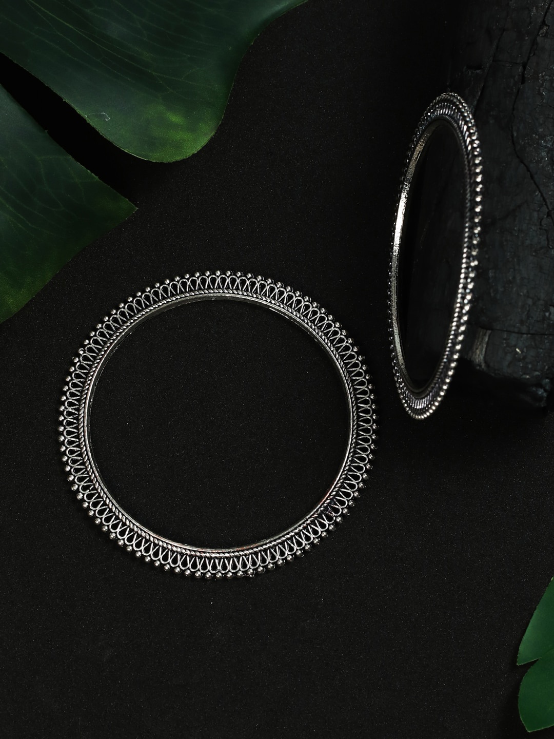 

Priyaasi Set of 2 Silver-Plated Oxidised Bangle