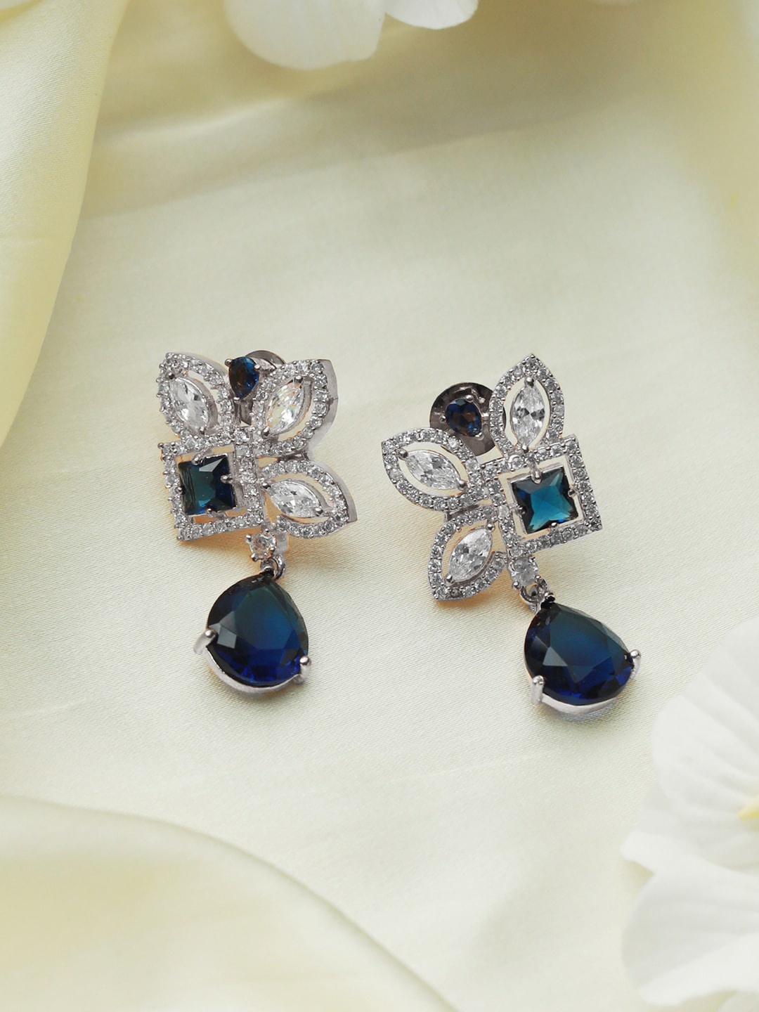 

Priyaasi Rose Gold Contemporary Drop Earrings