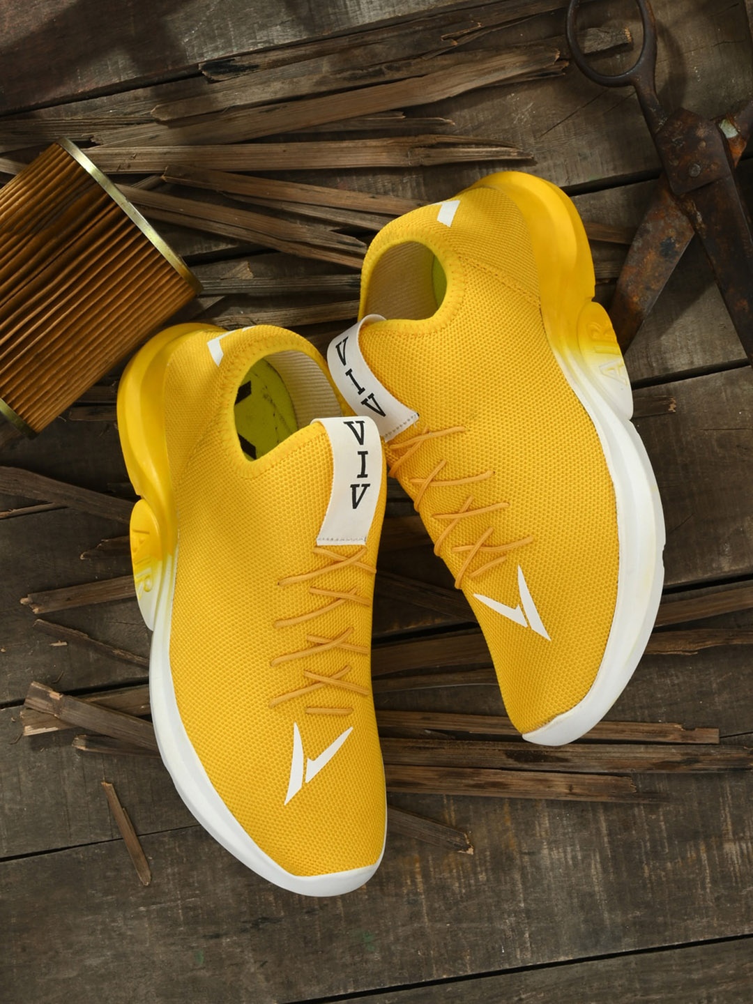 

VIV Men Yellow Slip-On Sneakers