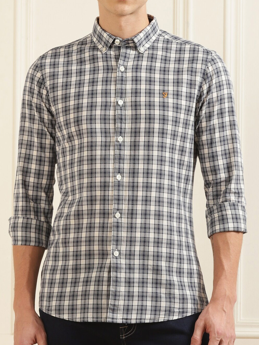 

Farah Men Grey Checked Casual Shirt