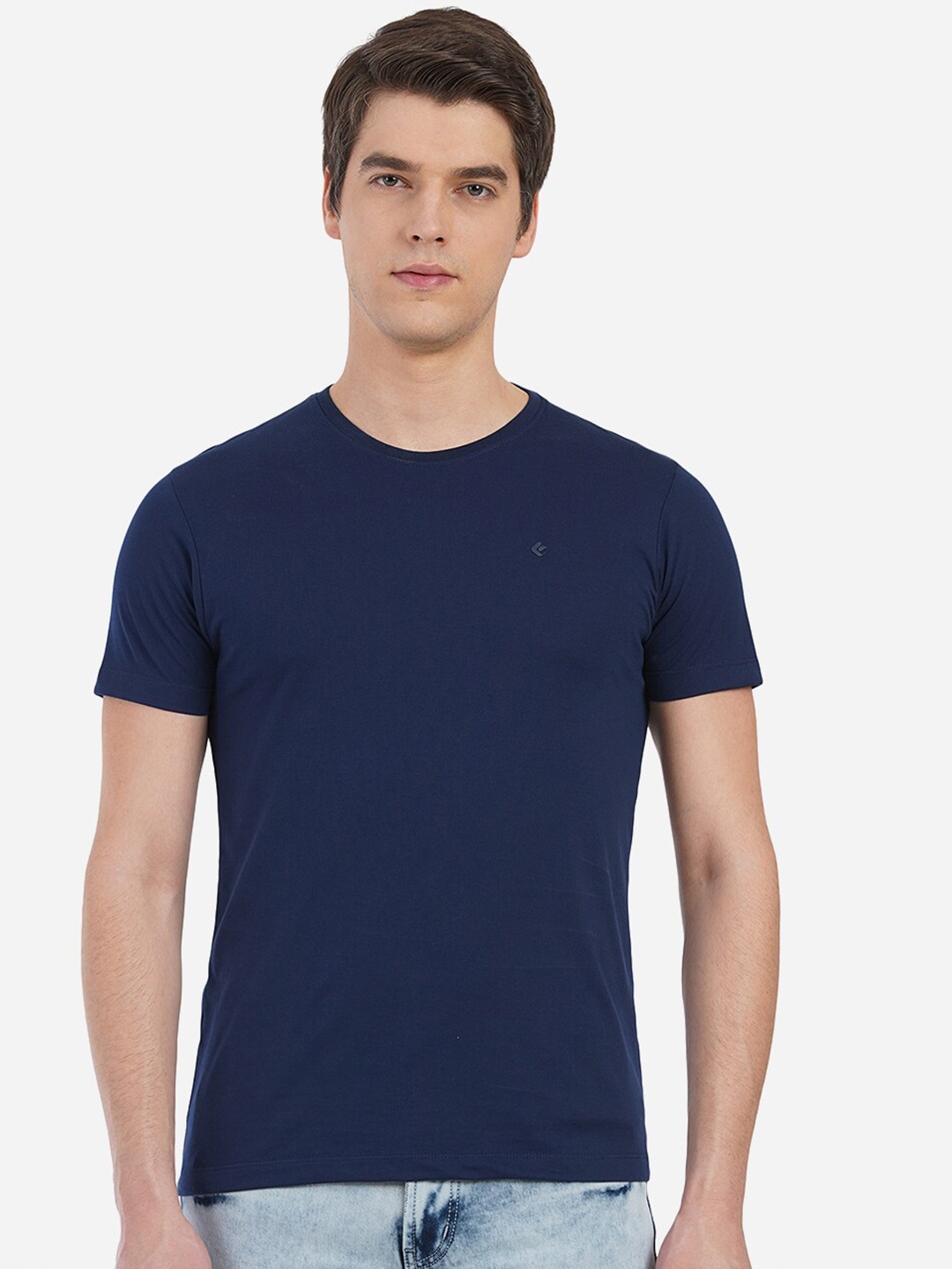 

Greenfibre Men Blue Slim Fit T-shirt