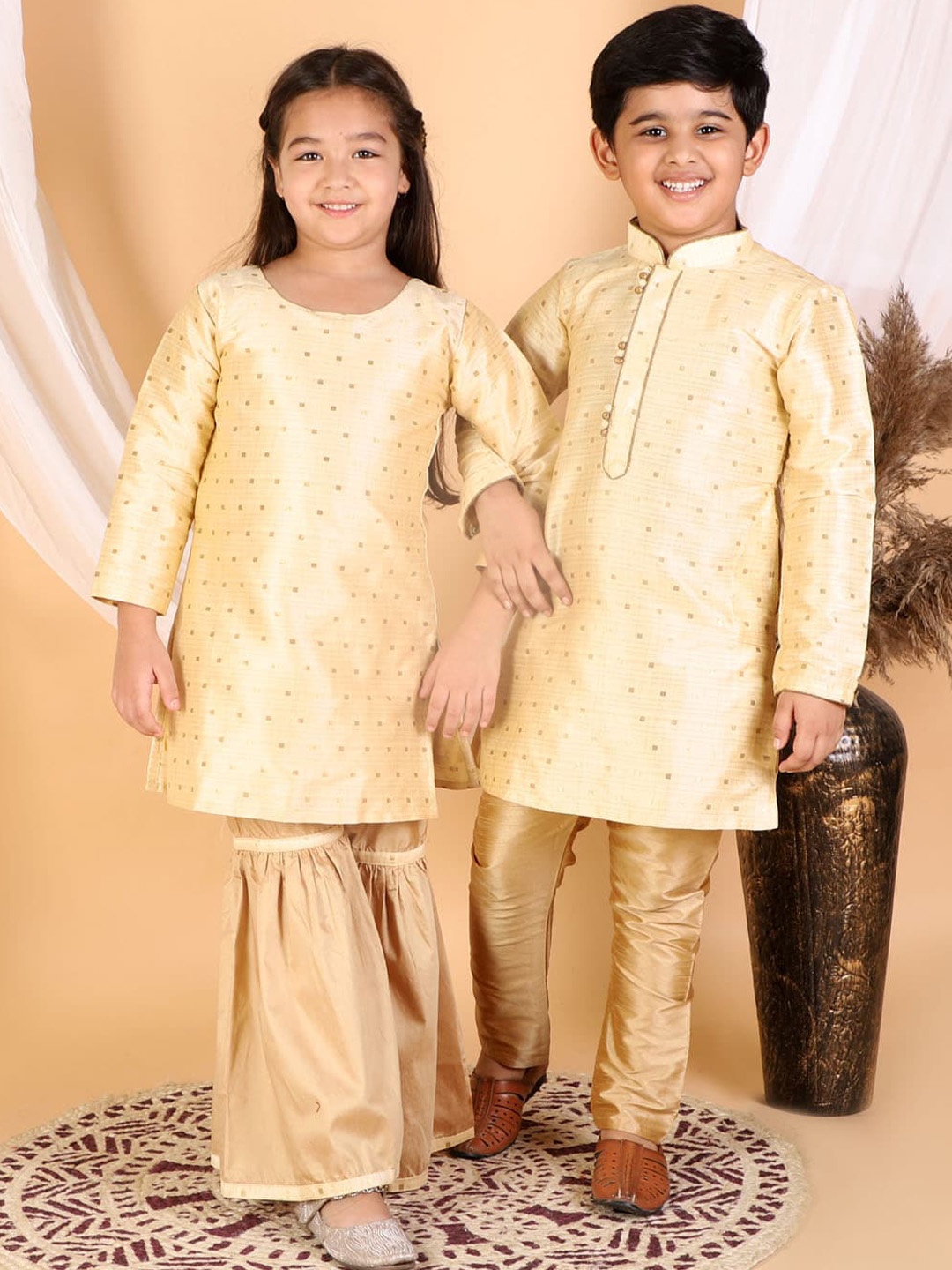 

VASTRAMAY Girls Gold-Toned & Rose Gold Embellished Kurta And Sharara