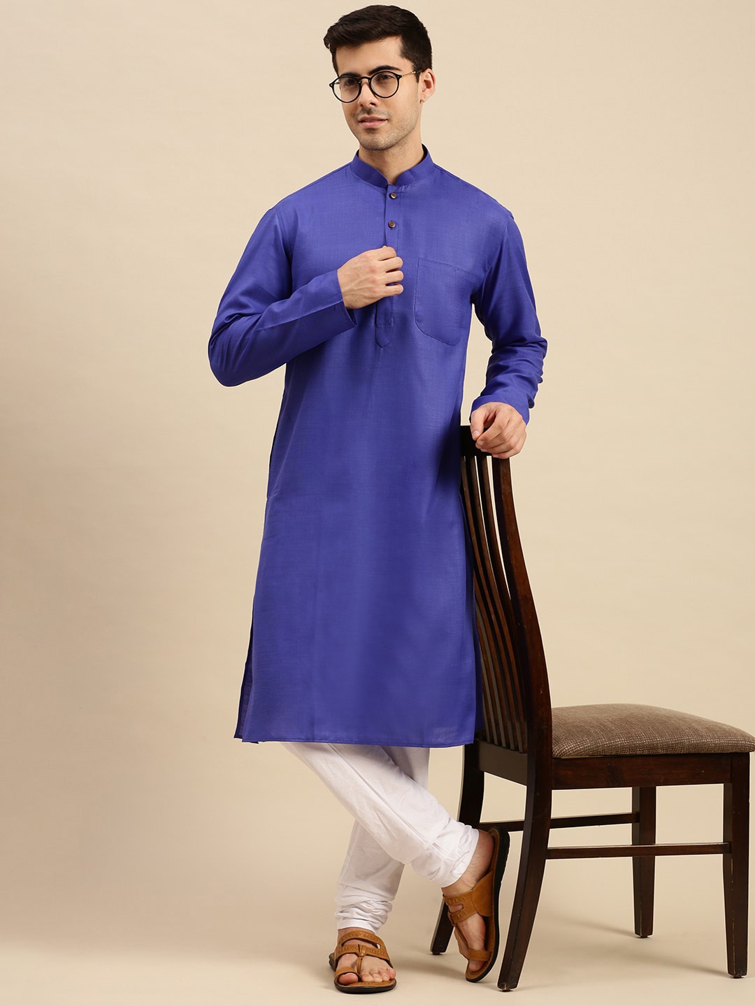 

Sanwara Men Blue Solid Cotton Kurta