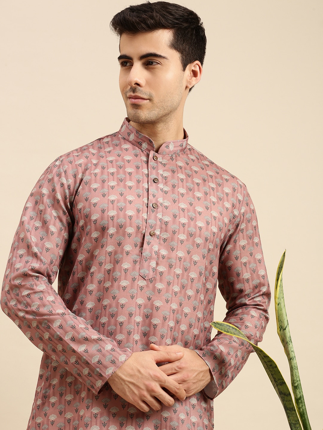 

Sanwara Men Brown Floral Printed Thread Work Pastels Kurta