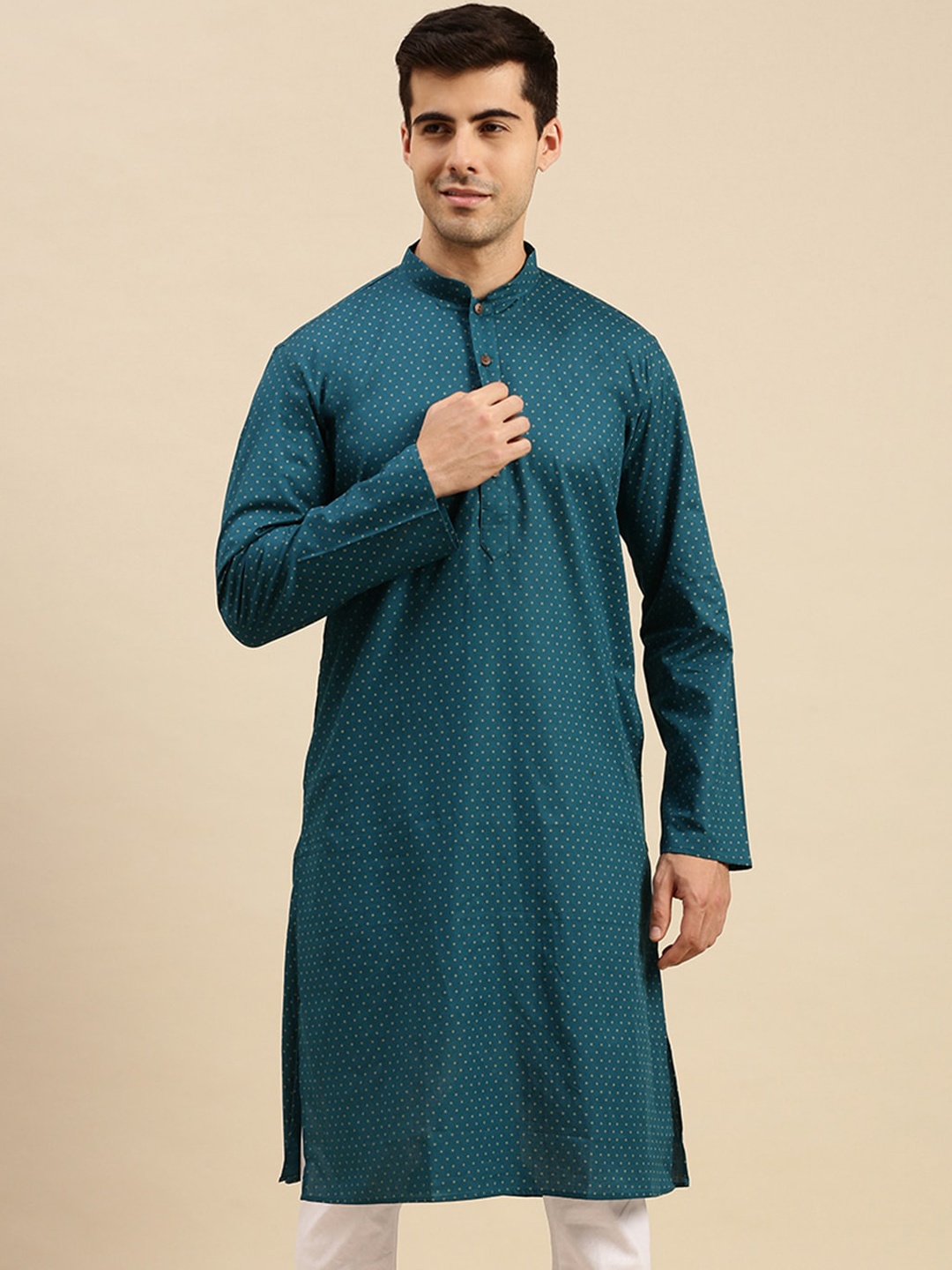 

Sanwara Men Green & Gold-Toned Printed Straight Cotton Kurta