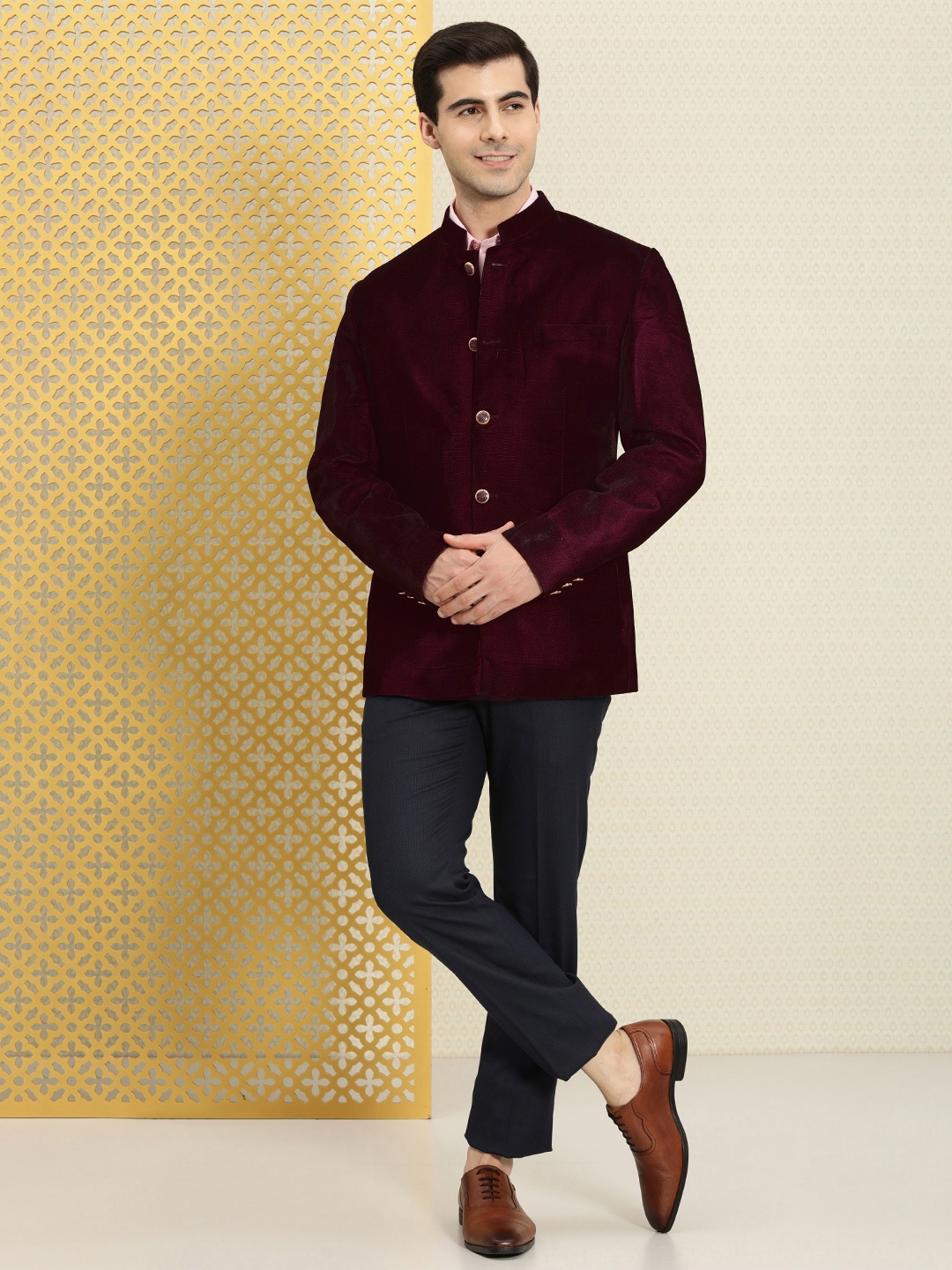 

House of Pataudi Jashn Mandarin Collar Velvet Finish Bandhgala Blazer, Purple