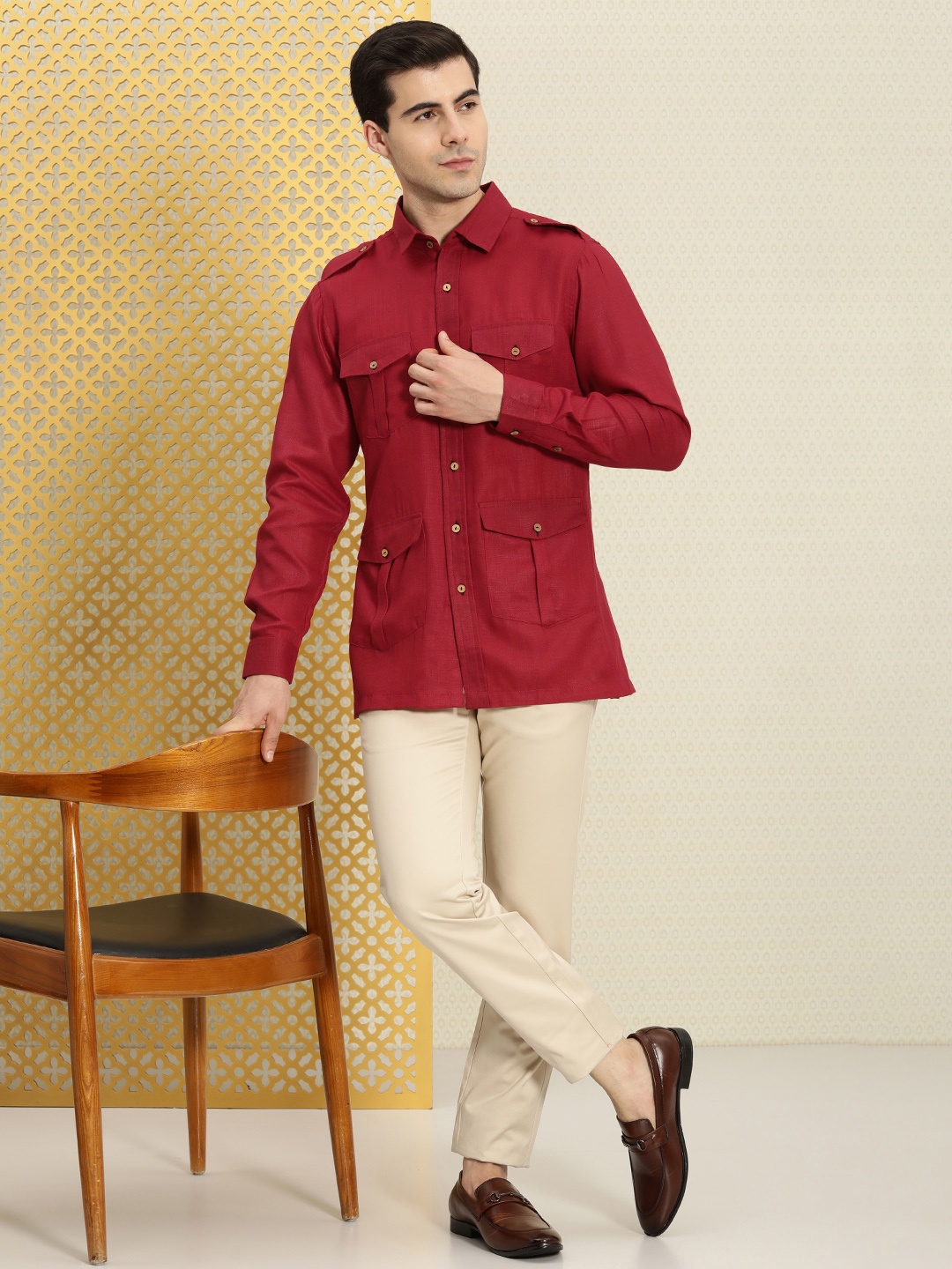 

House of Pataudi Jashn Casual Shirt, Red