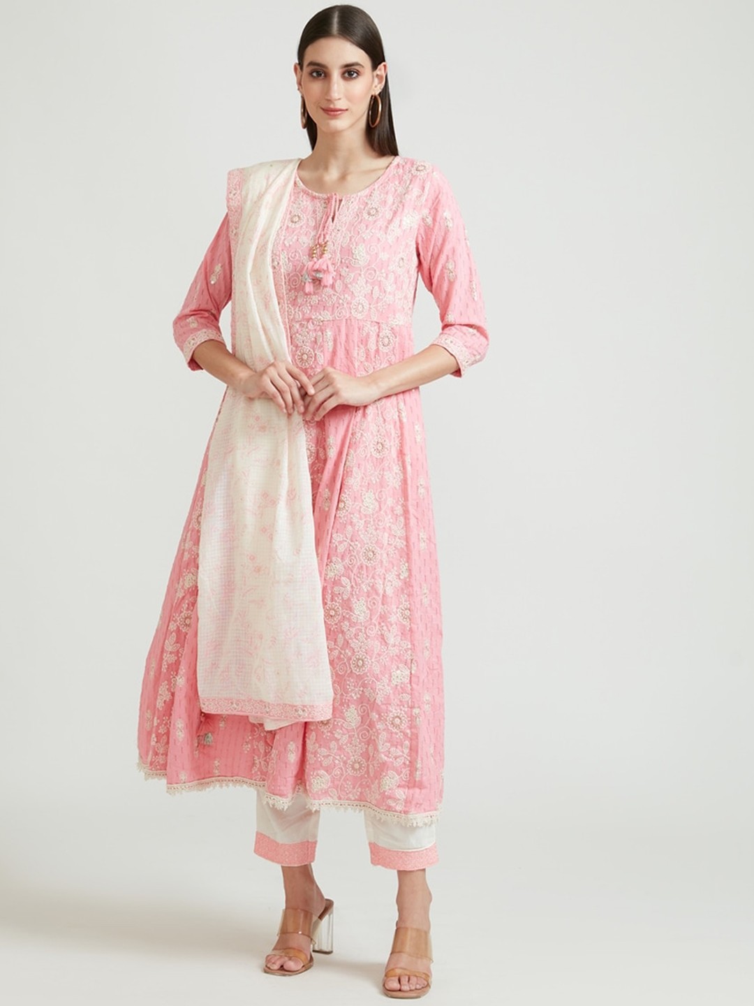 

Neerus Pink Floral Embroidered Kurta Solid Trousers With Dupatta