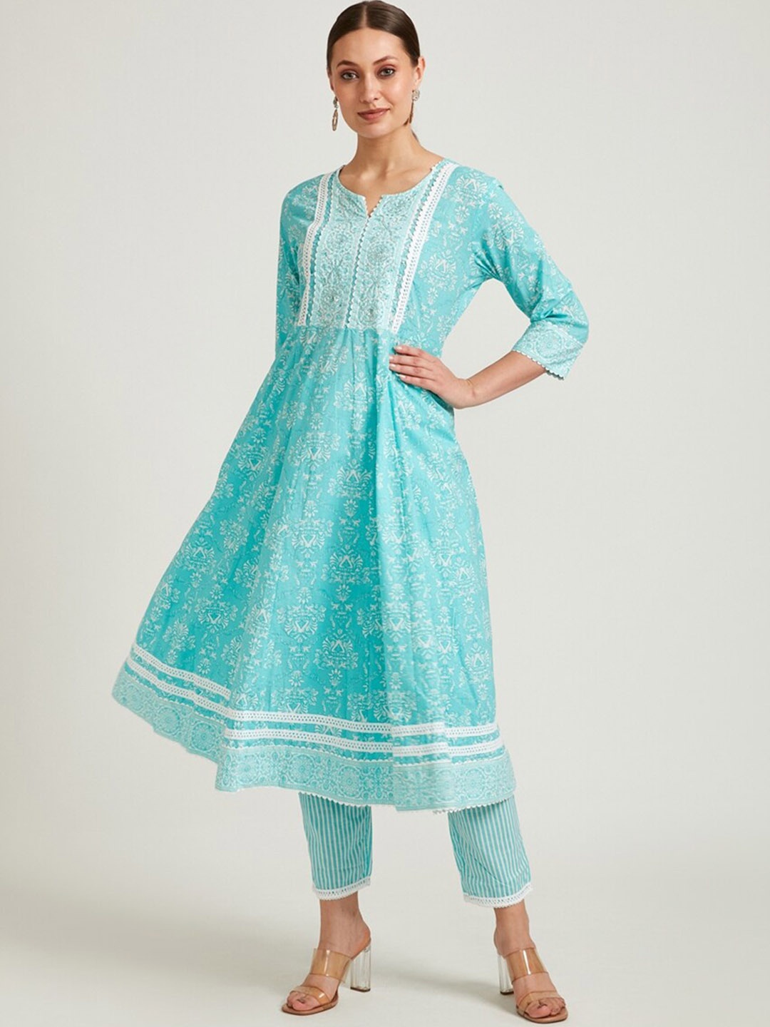 

Neerus Women Turquoise Blue Floral Printed Pure Cotton Kurti With Trousers & Dupatta