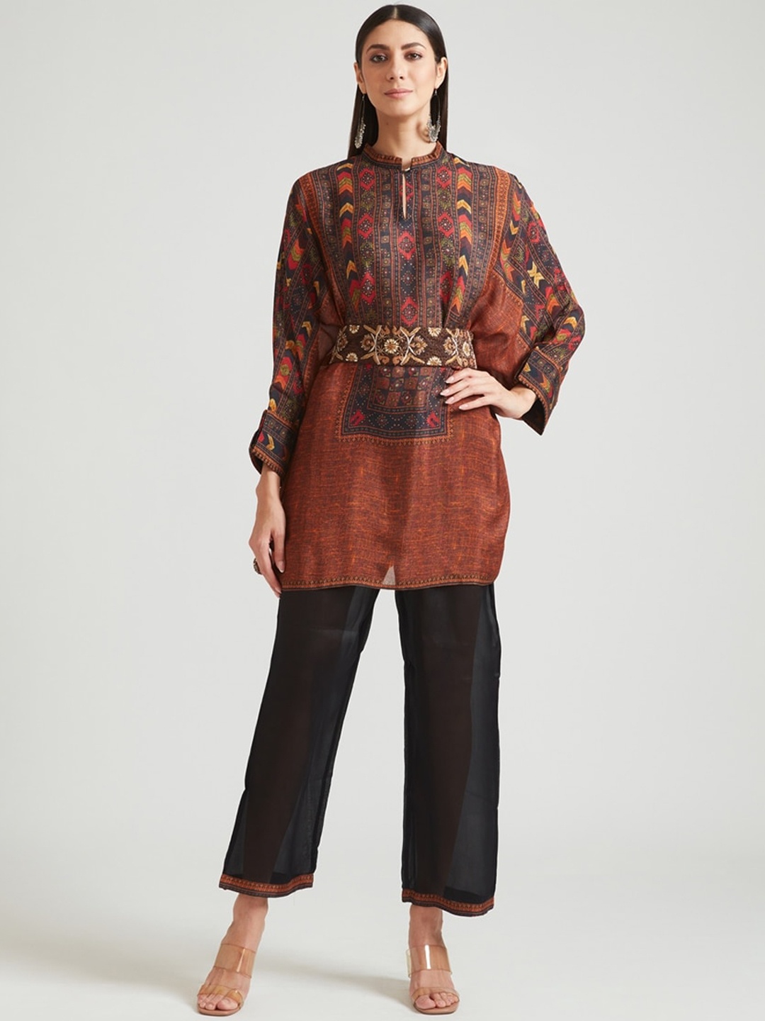 

Neerus Women Red Floral Embroidered Zardozi Chanderi Silk Kurta with Trousers With Belt