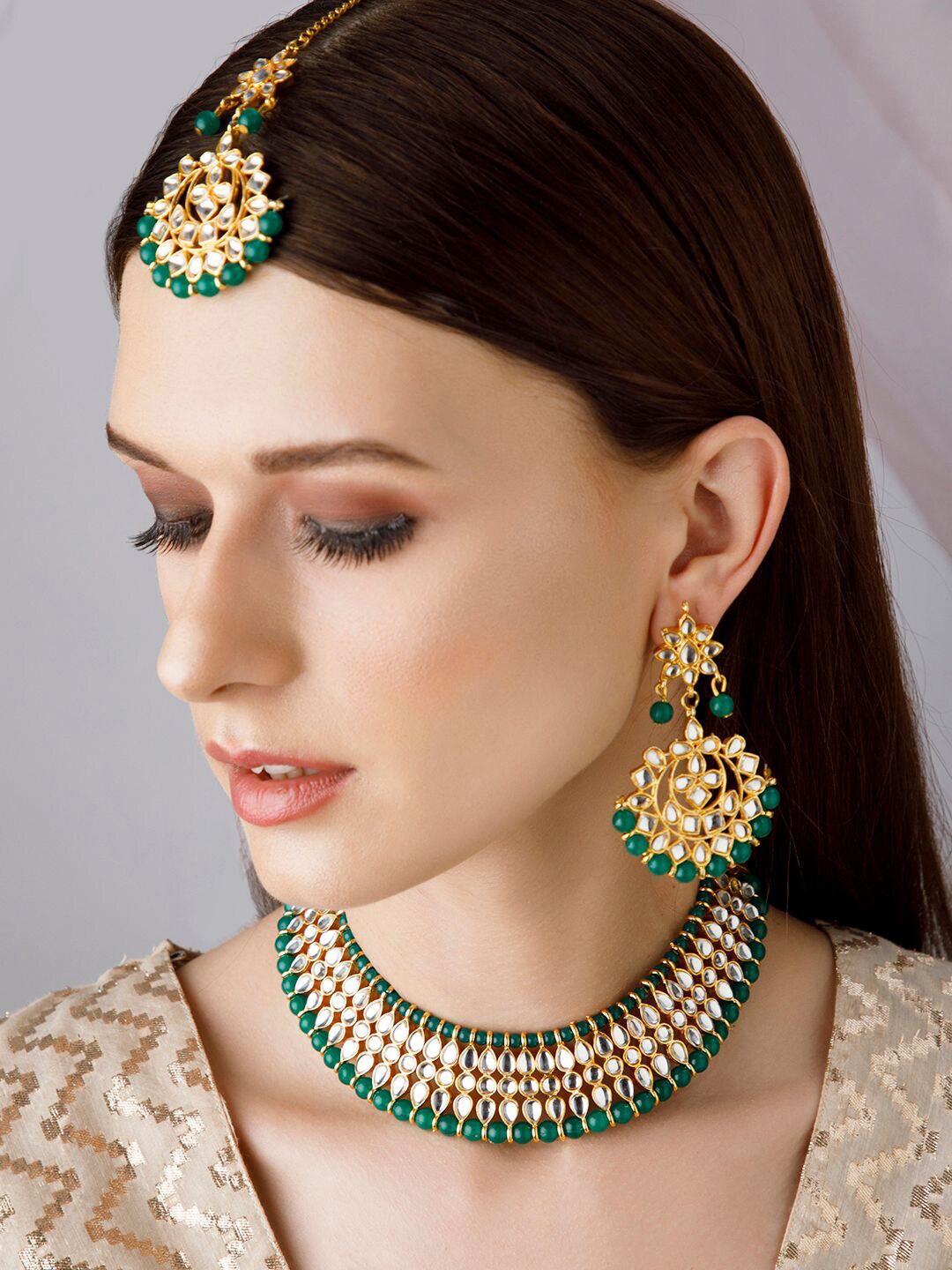 

Rubans Gold-Plated & White Kundan-Studded Jewellery Set