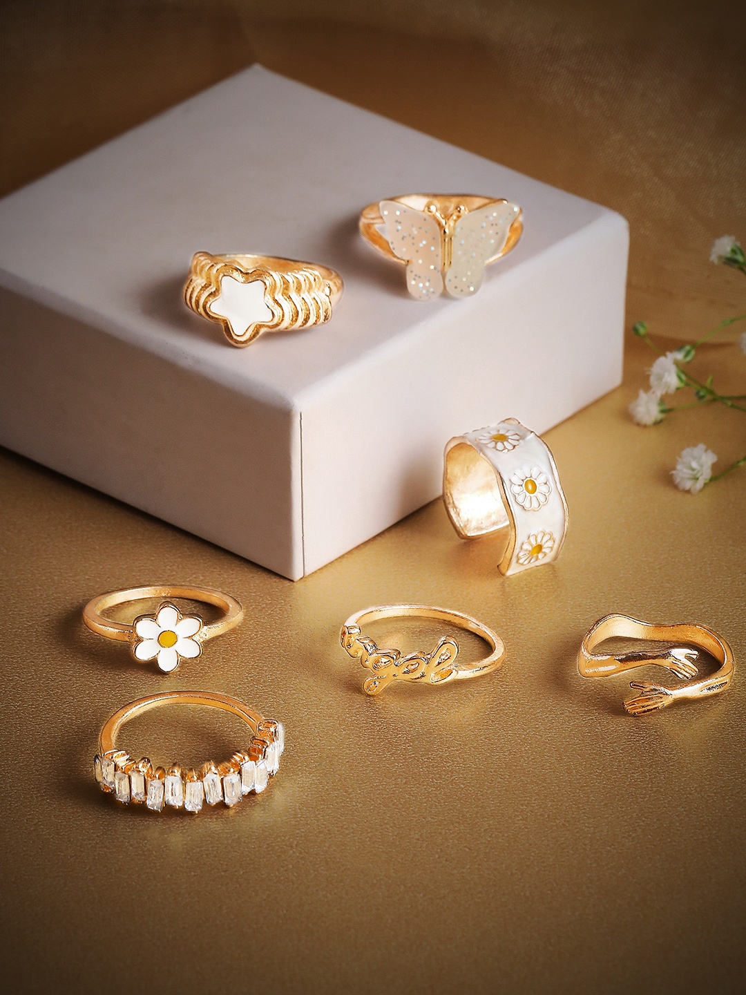 

Rubans Women Set of 7 Gold-Plated Adjustable Finger Rings