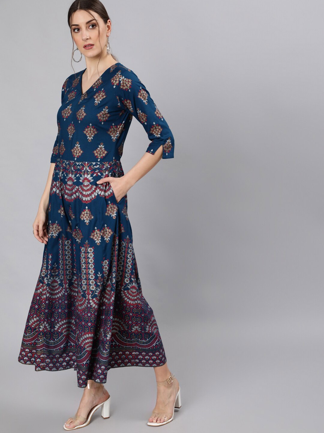 

Jaipur Kurti Teal & Pink Printed Rayon Flared Jumpsuit