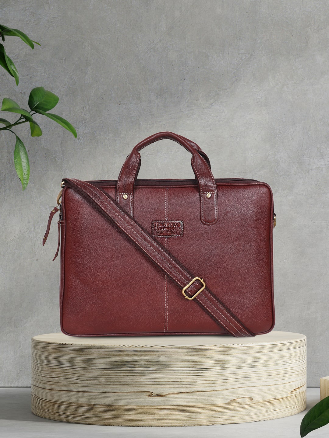 

Teakwood Leathers Unisex Brown Leather Laptop Bag