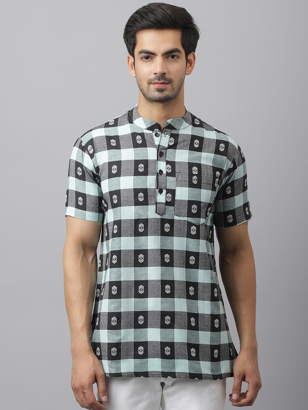 

Waahiba Men Green Handloom Cotton Regular Fit Checked Half Kurta