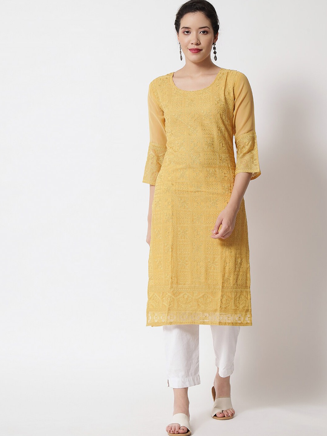 

VAIRAGEE Women Yellow Ethnic Motifs Embroidered Straight Kurta