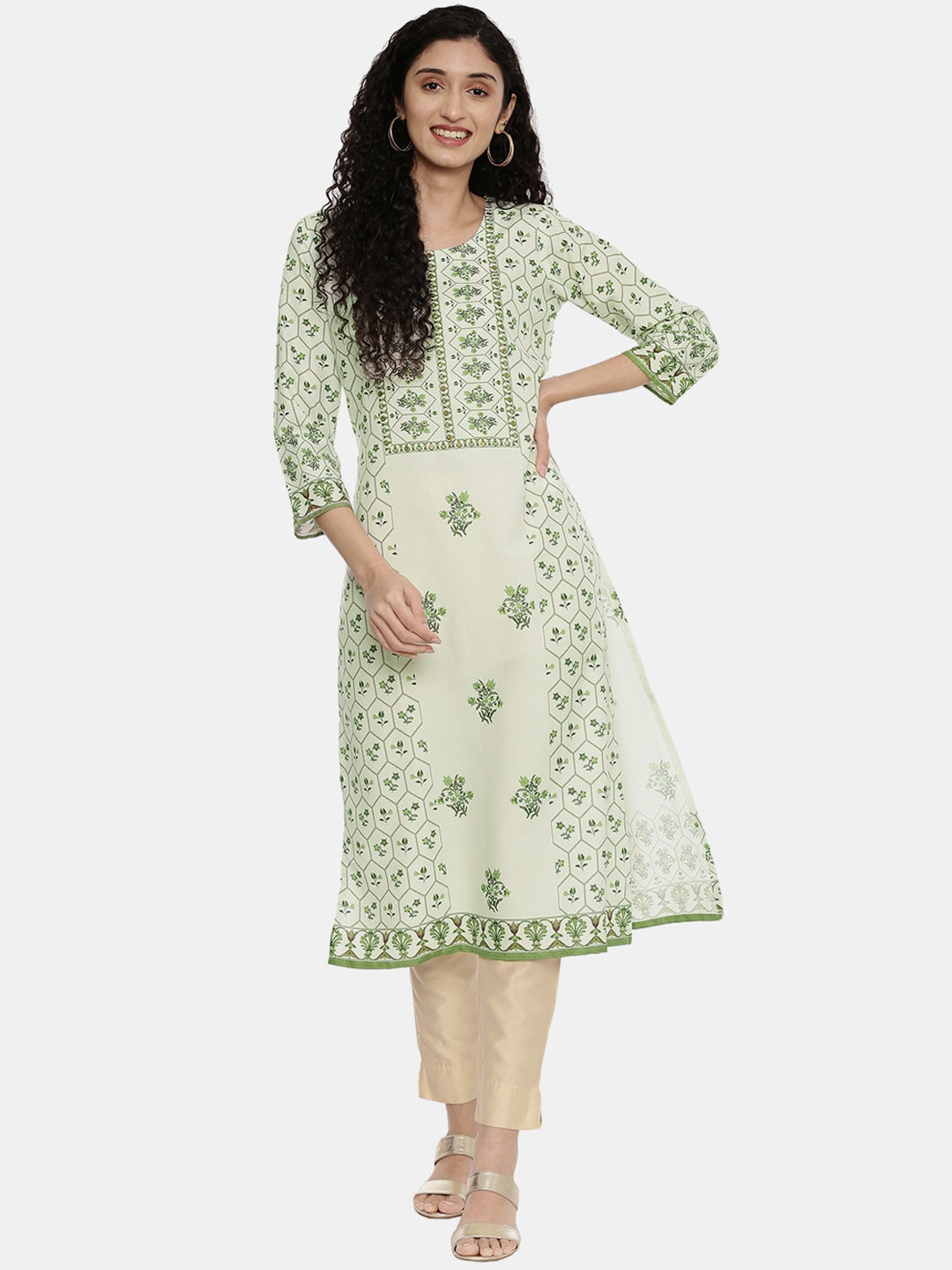 

R&B Women Green Floral Mirror Work Kurta