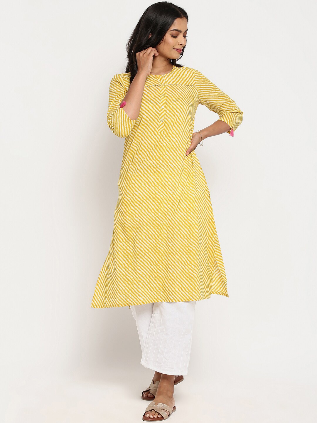 

R&B Women Yellow Leheriya dyed Straight Kurta