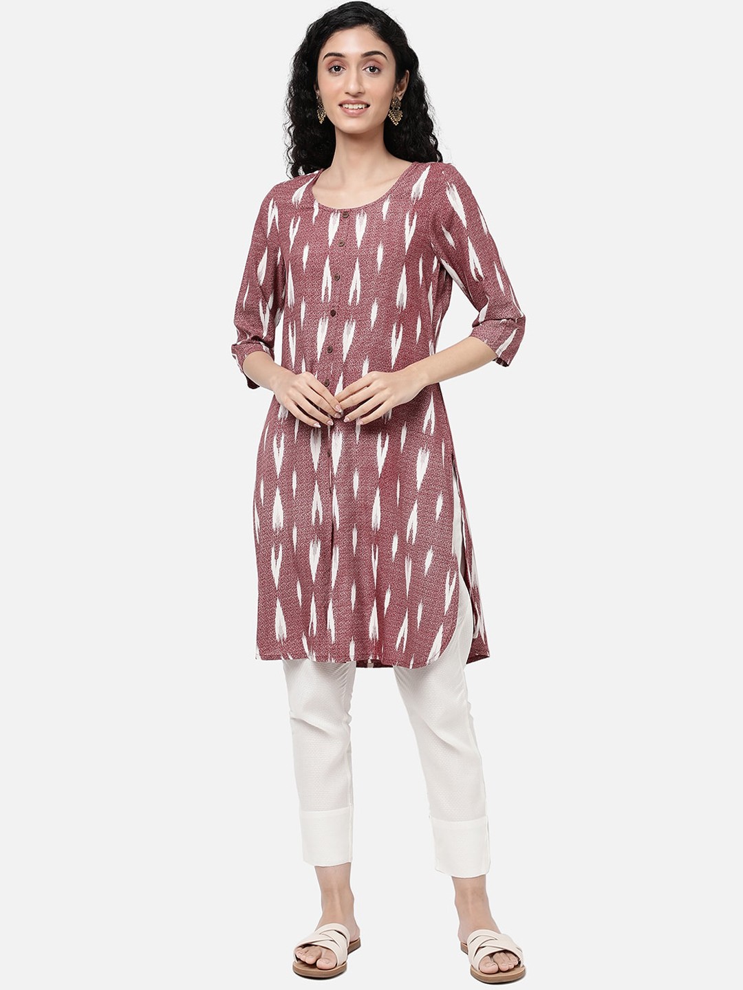 

R&B Women Maroon Geometric Printed Kurta
