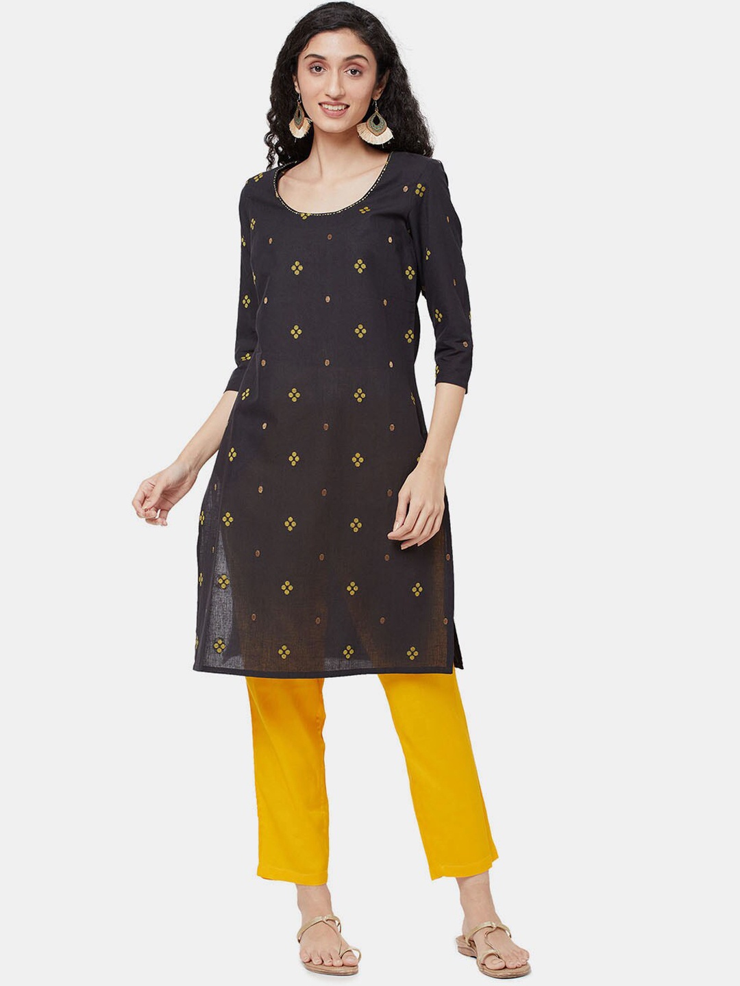 

R&B Women Black Geometric Kurta