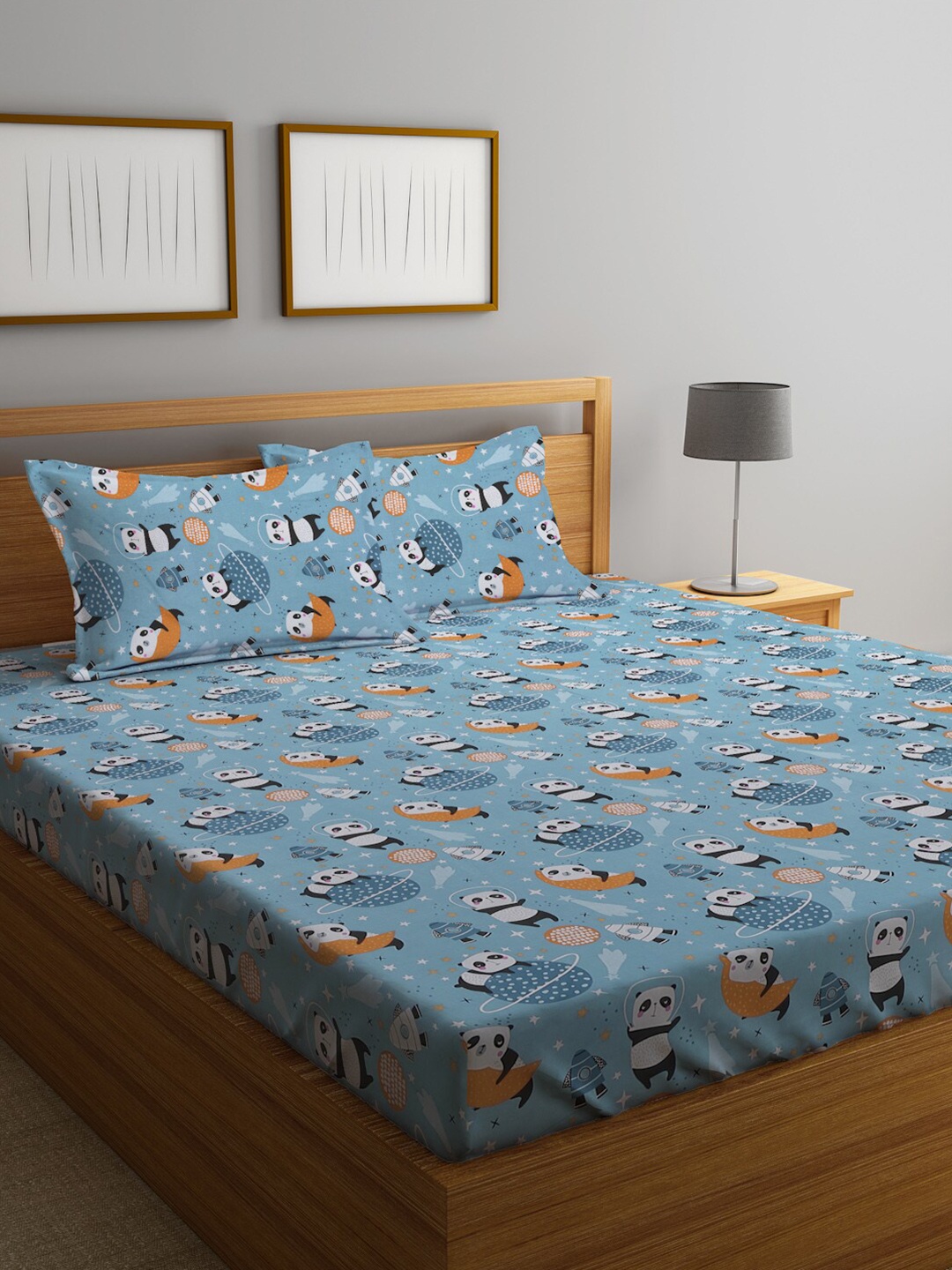 

KLOTTHE Pure Cotton 300 TC Double Bedsheet with 2 Pillow Covers, Blue