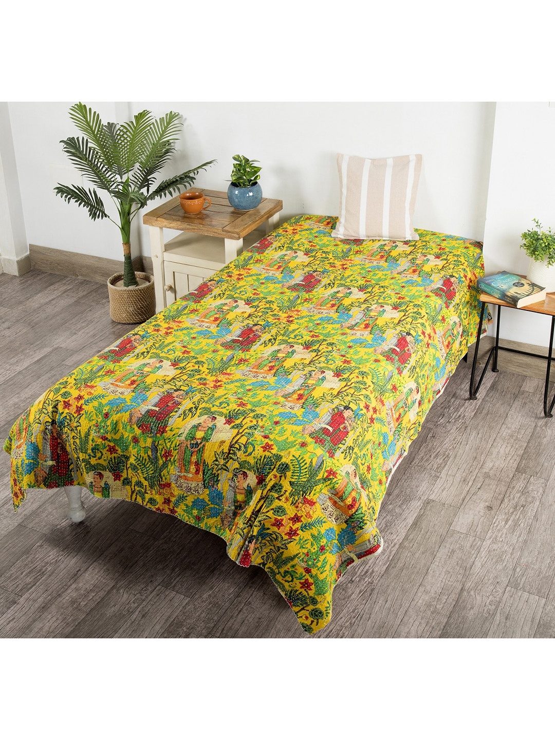 

HANDICRAFT PALACE Yellow & Red Frida Kahlo Printed Kantha Quilted Cotton Single Bed Cover