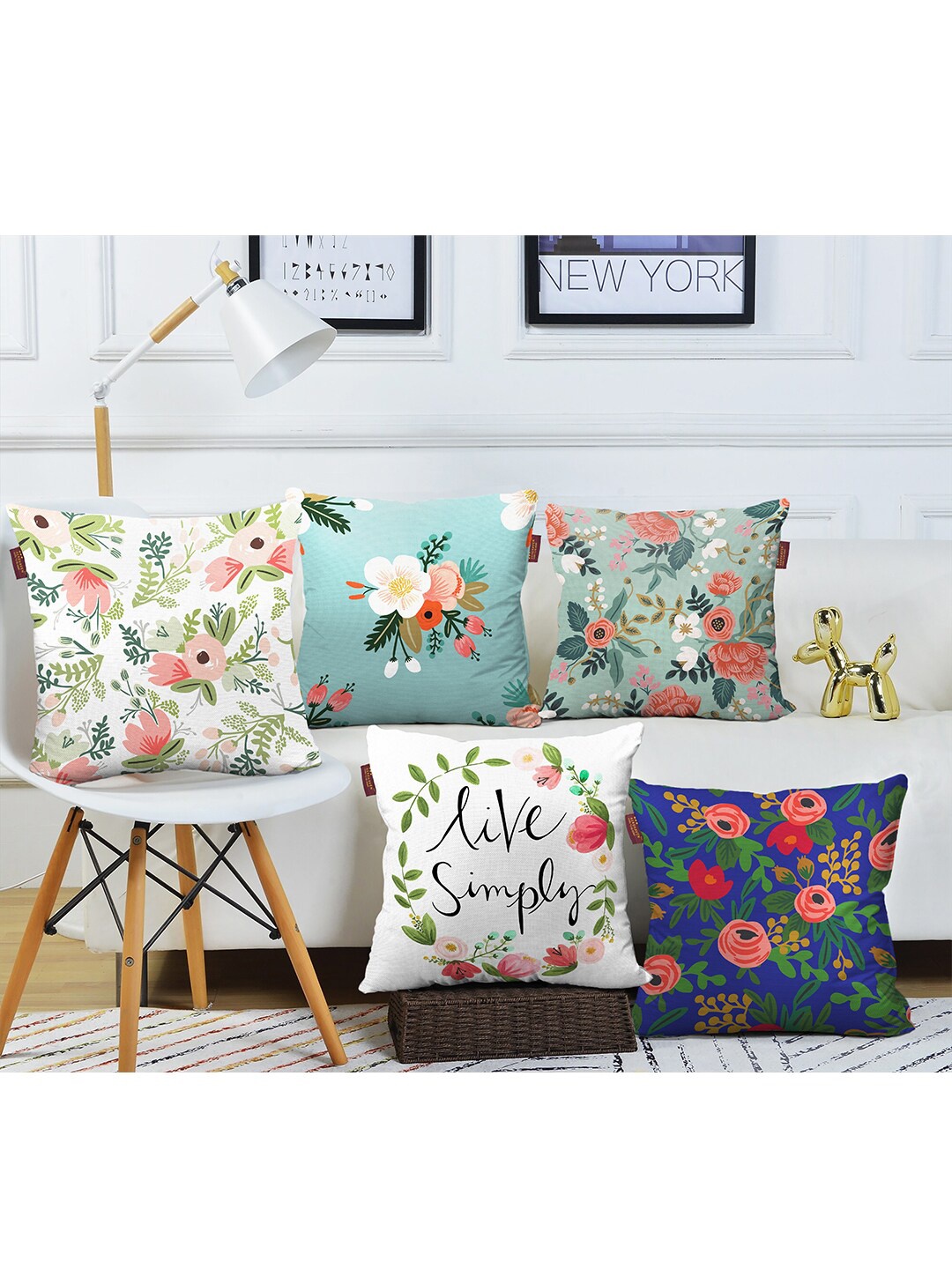 

AEROHAVEN Blue & White Set of 5 Floral Square Cushion Covers