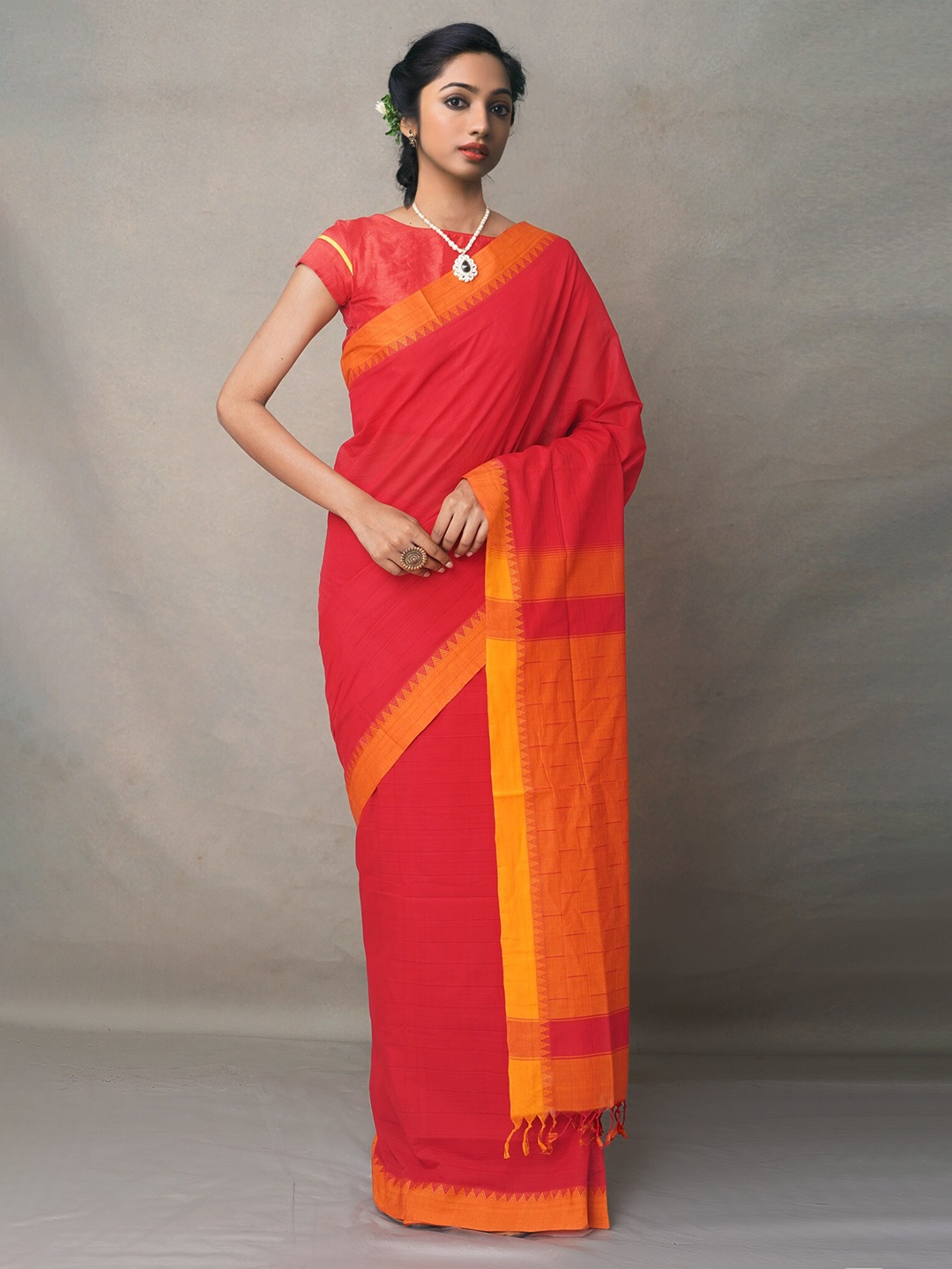 

Unnati Silks Red Woven Design Pure Cotton Chettinad Saree