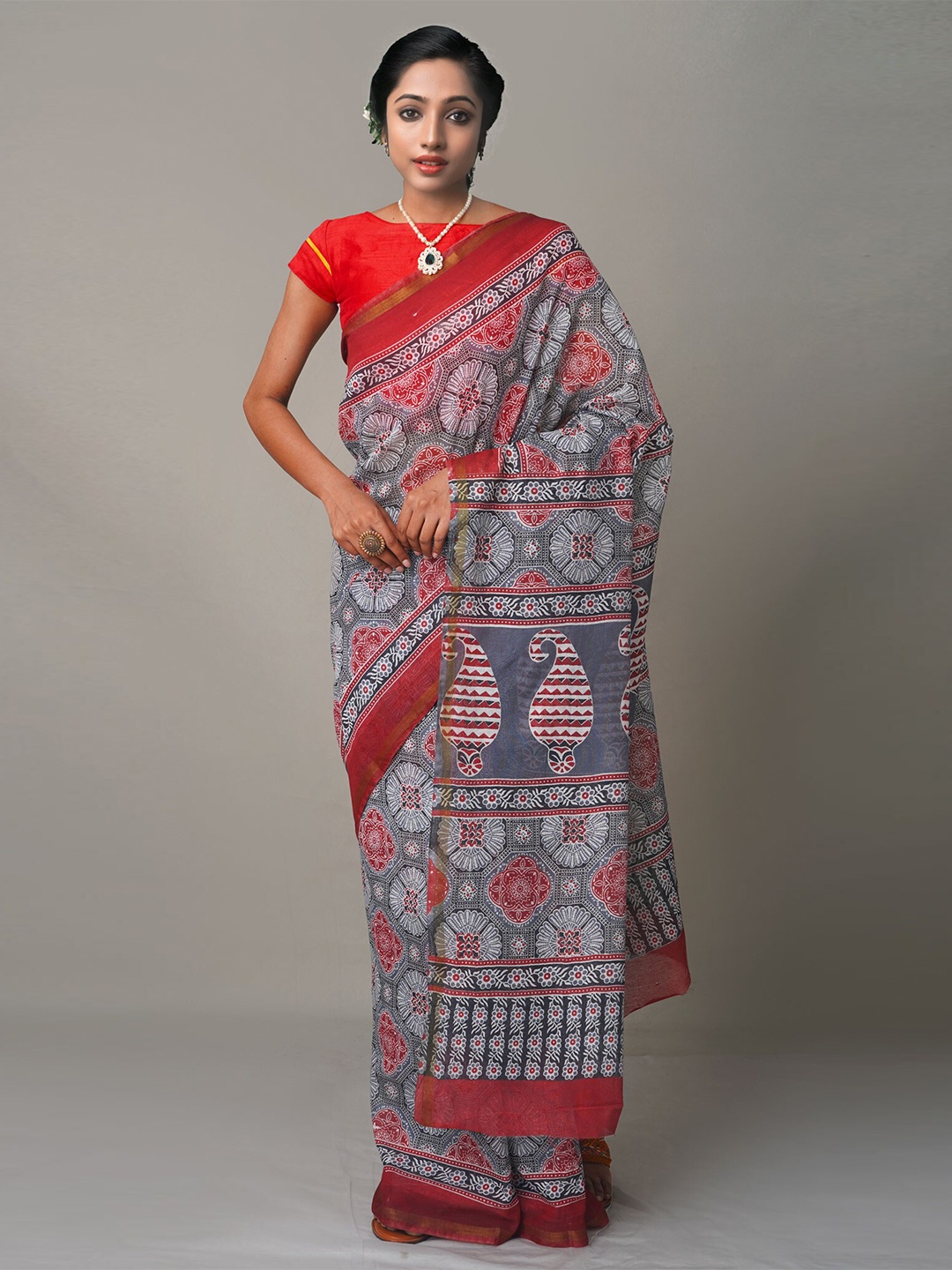 

Unnati Silks Blue & Maroon Handloom Silk Cotton Chanderi Saree