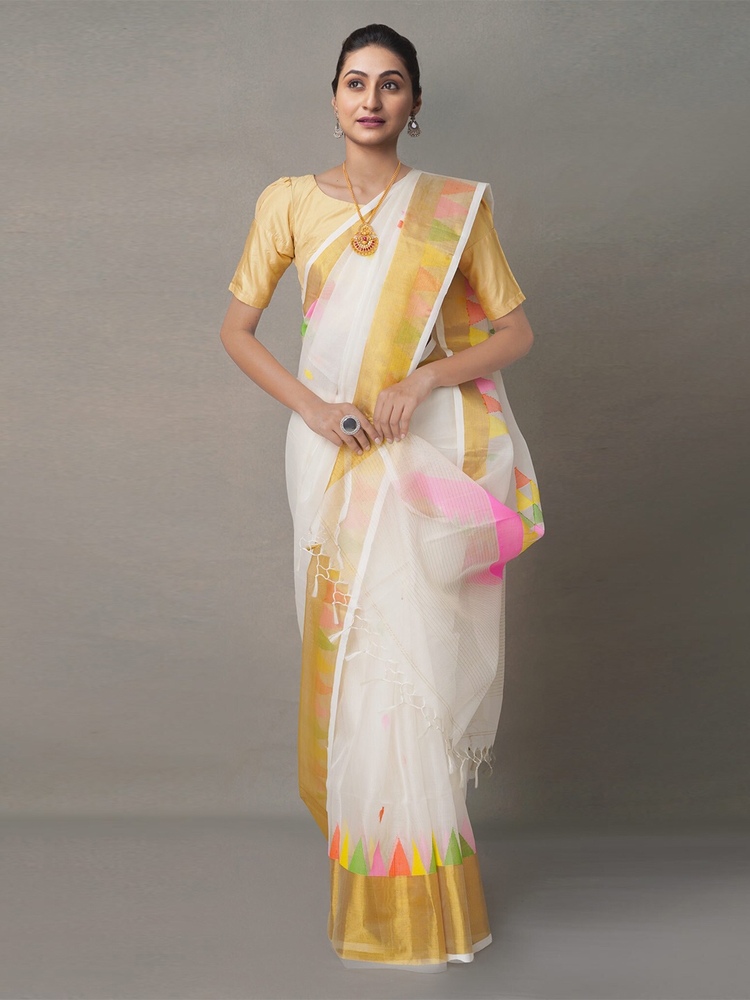 

Unnati Silks Cream-Coloured & Pink Woven Design Zari Silk Cotton Jamdani Saree