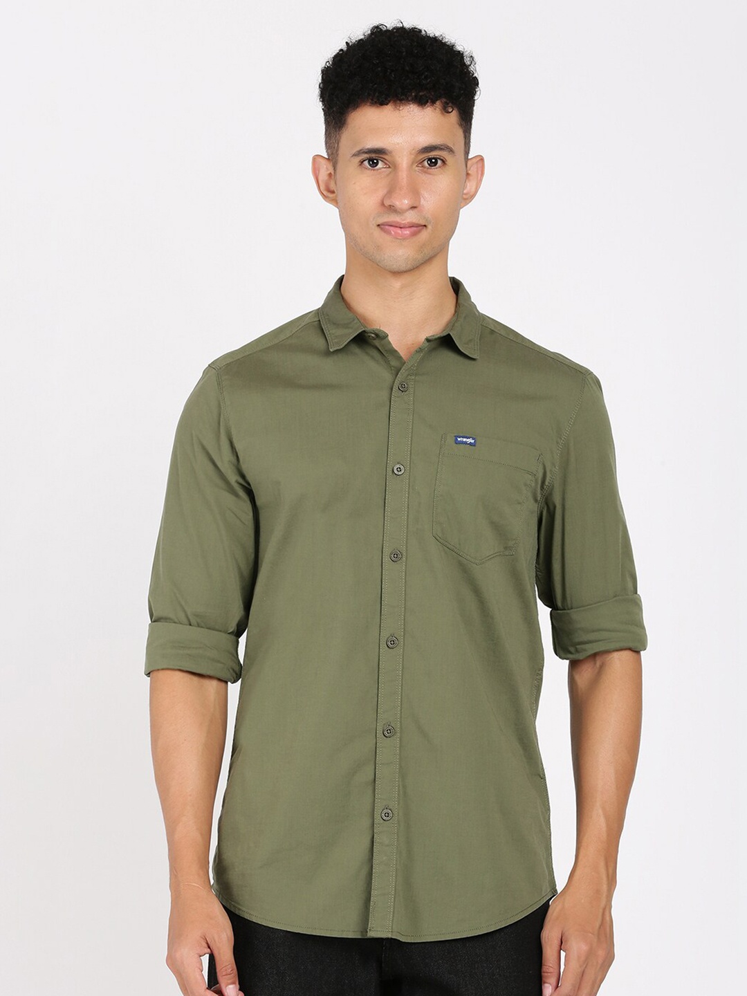 

Wrangler Men Olive Green Slim Fit Casual Shirt