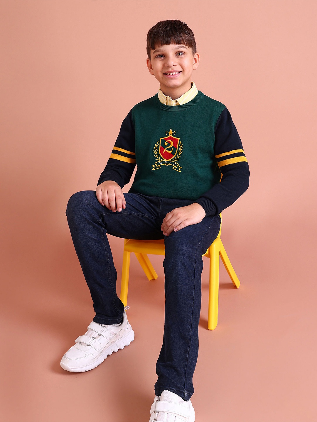 

U.S. Polo Assn. Kids Boys Green & Navy Blue Colourblocked Pullover with Embroidered Detail