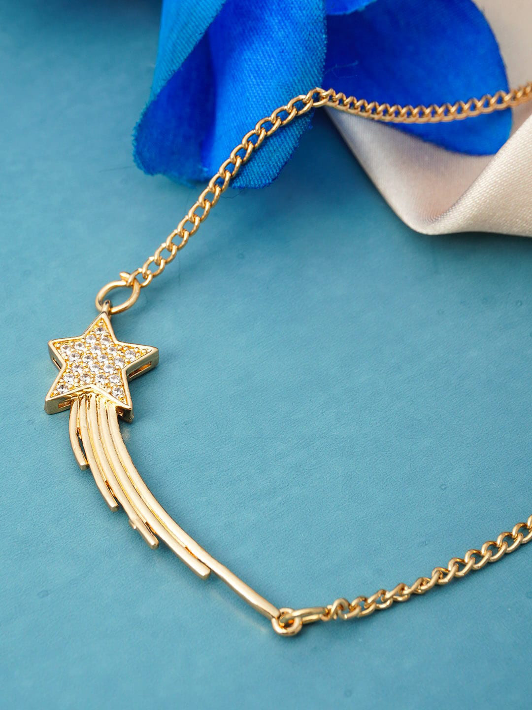 

Ferosh Gold-Toned White Stone-Studded Pendant With Chain