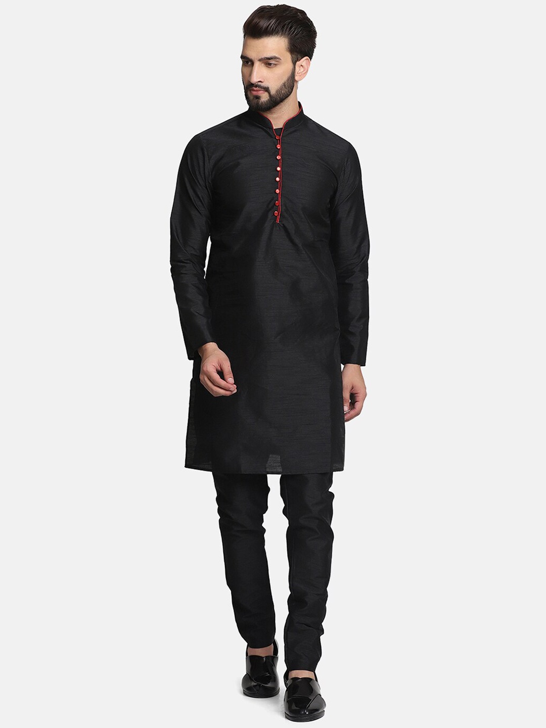 

TAHVO Men Black Dupion Silk Kurta with Pyjamas