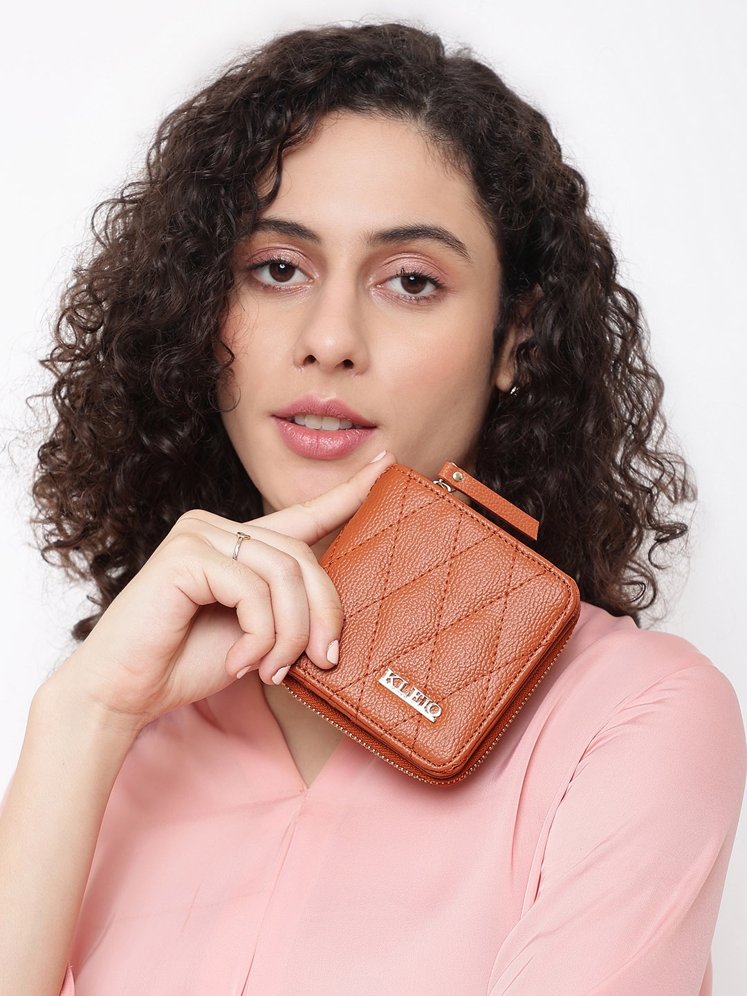 

KLEIO Women Brown Quilted PU Two Fold Wallet