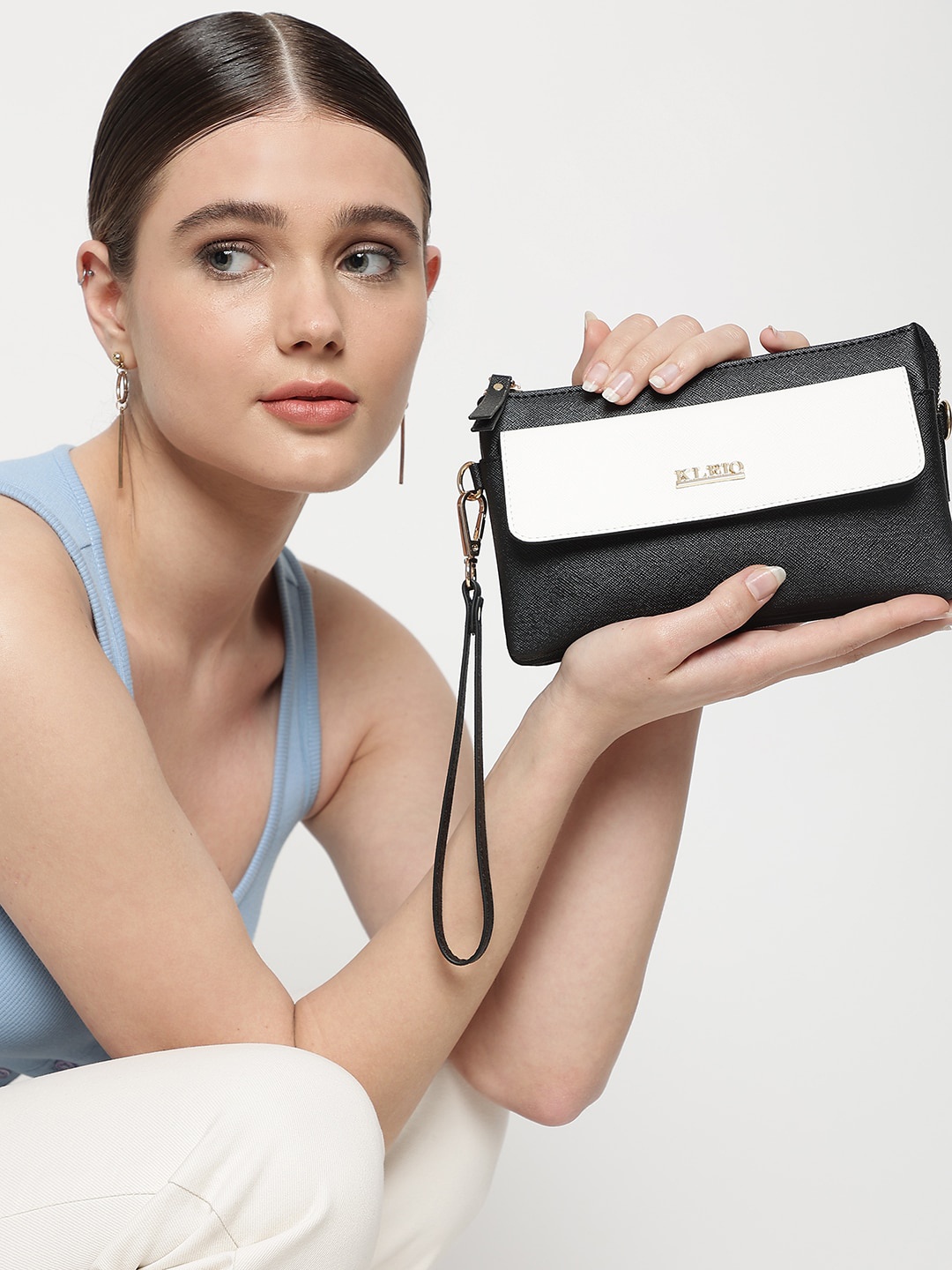 

KLEIO Color-Blocked Sleek Cross Body Sling Bag, Black
