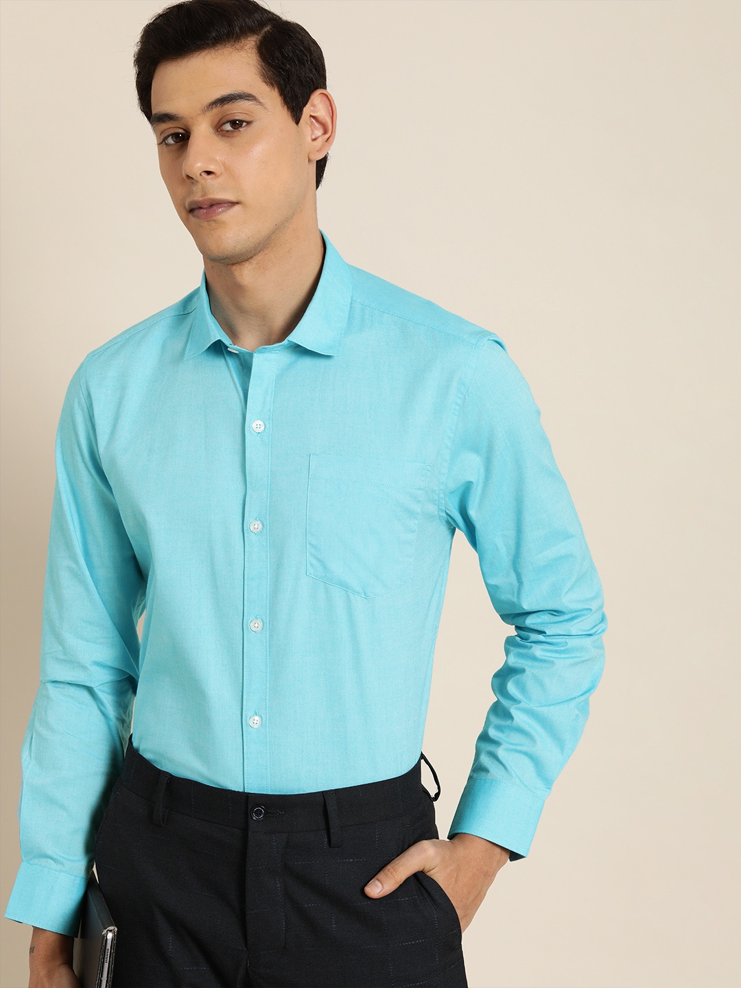 

INVICTUS Men Blue Solid Slim Fit Casual Shirt