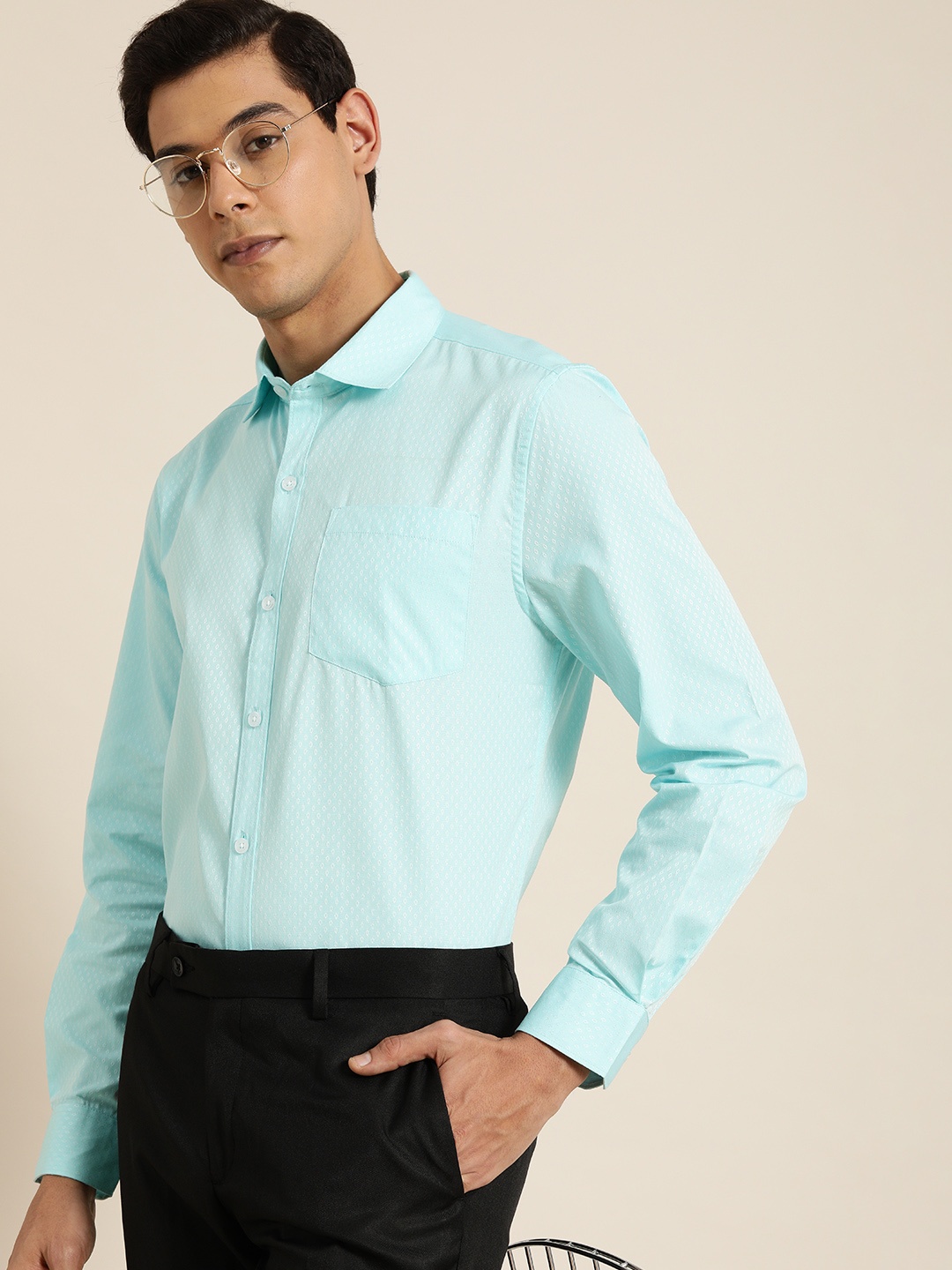 

INVICTUS Men Blue Slim Fit Printed Casual Shirt