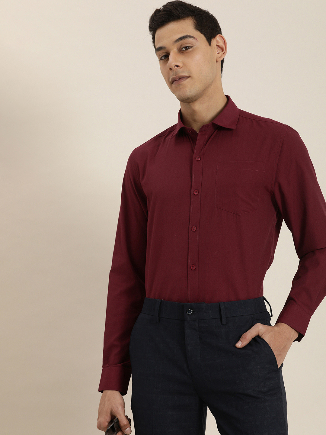 

INVICTUS Men Maroon Slim Fit Casual Shirt